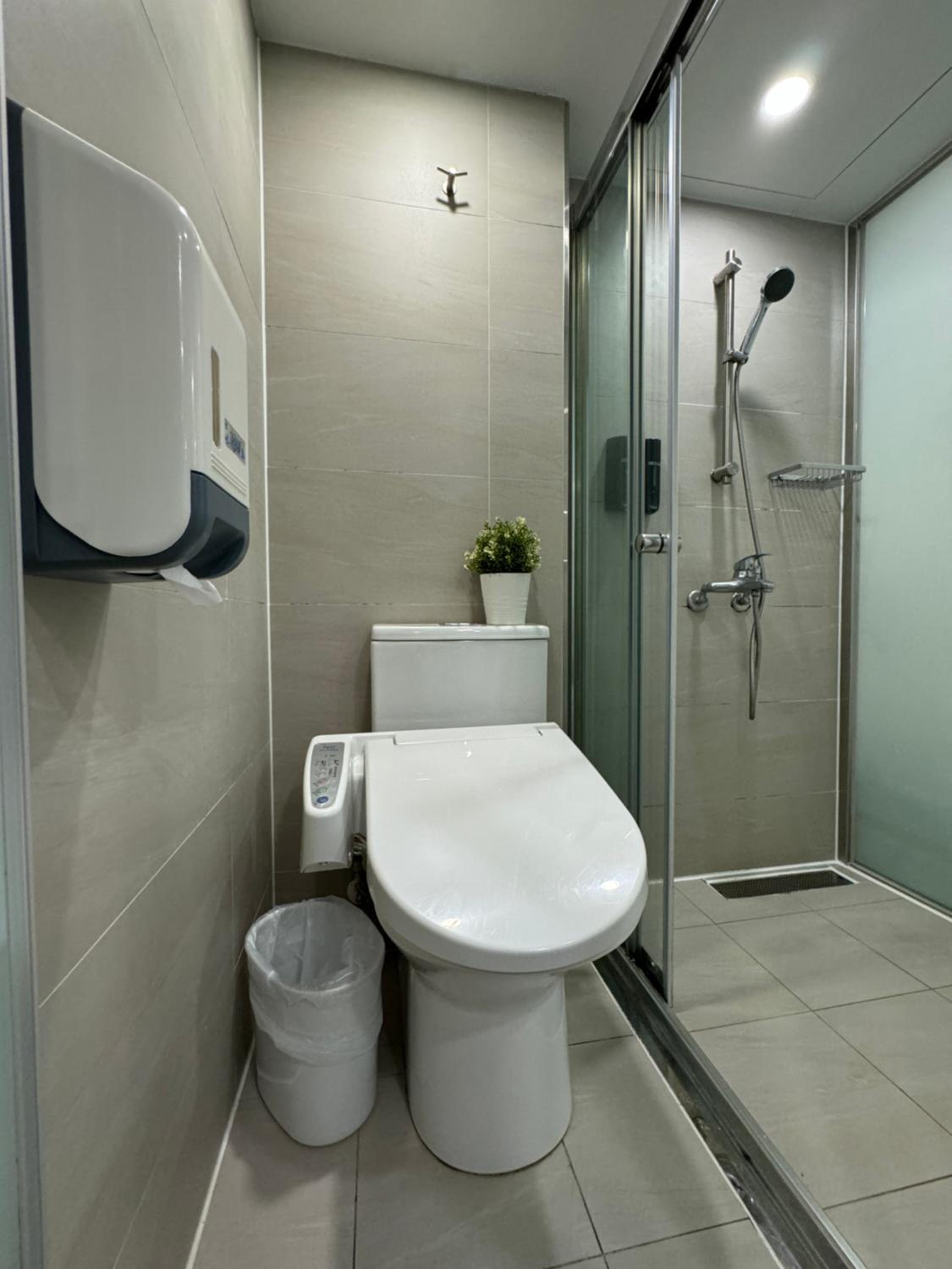 Single Room photo 3