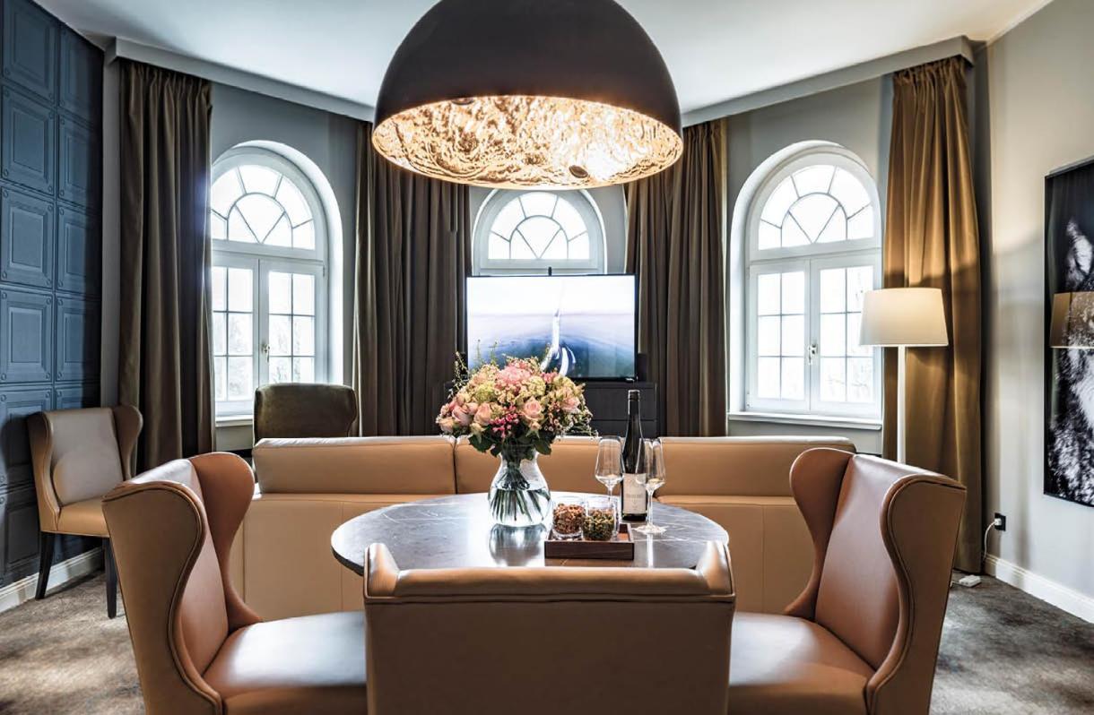 Superior King Suite photo