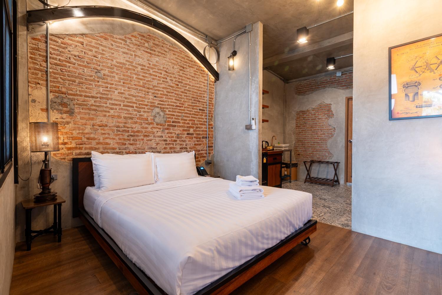 Premier Suite with Private Terrace photo 2