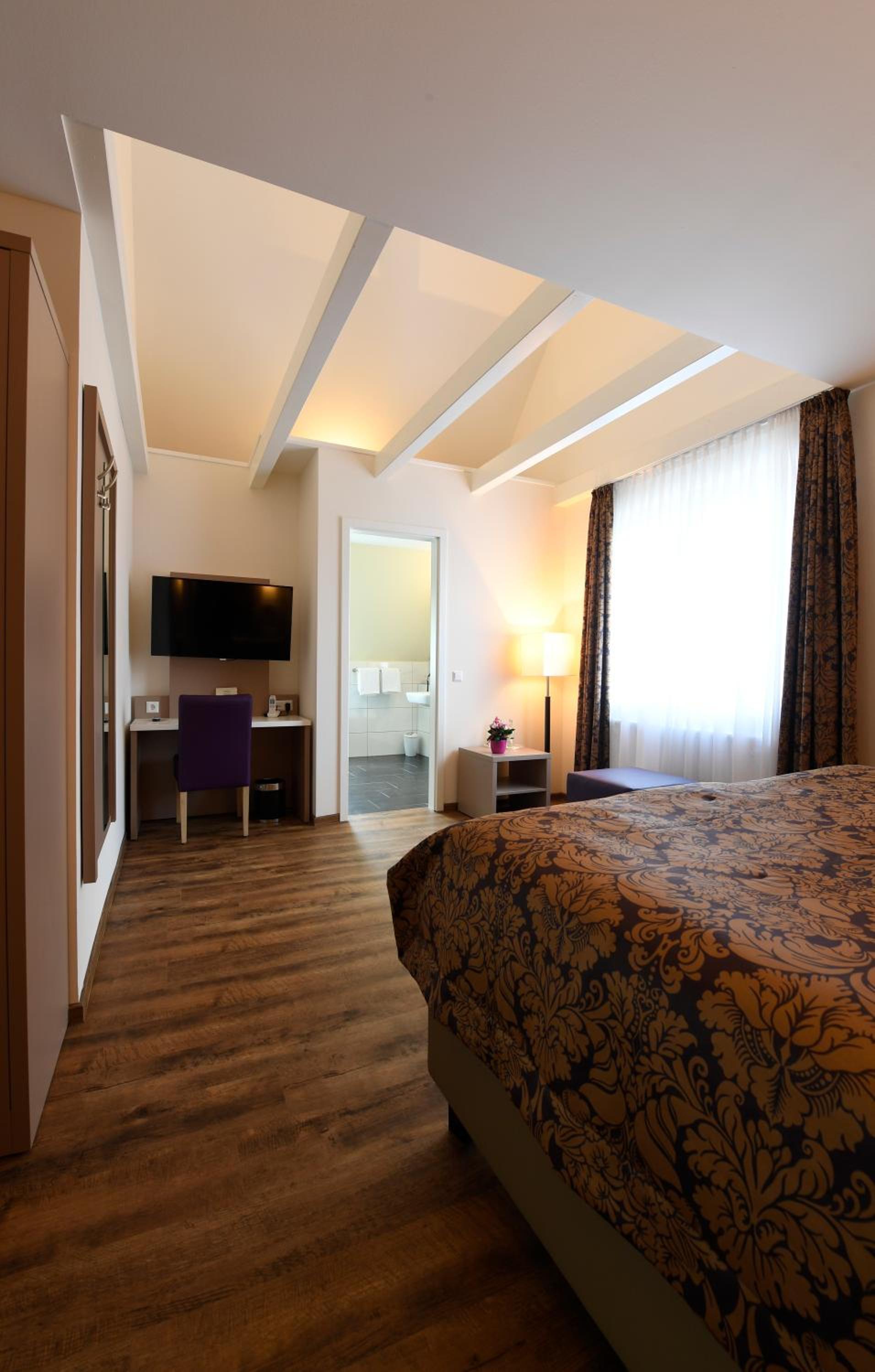 Classic Double Room with Shower photo 1