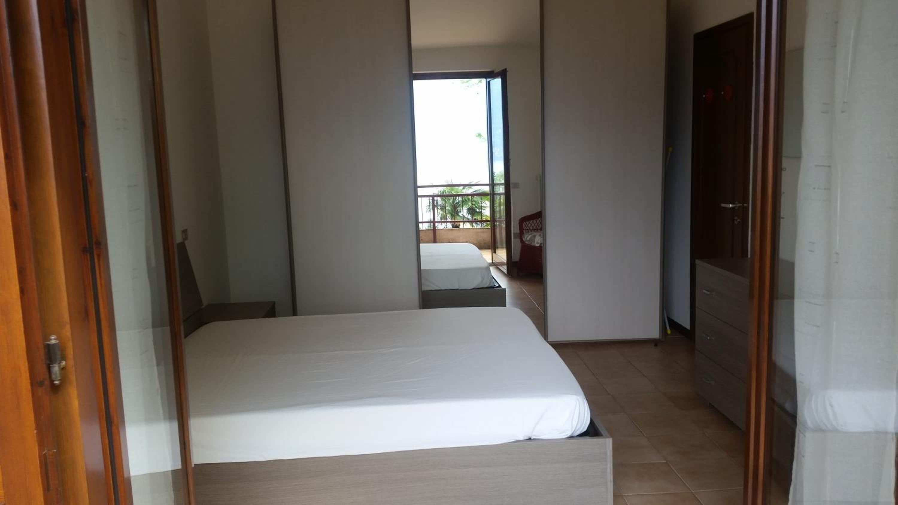Apartment with Lake View photo 1