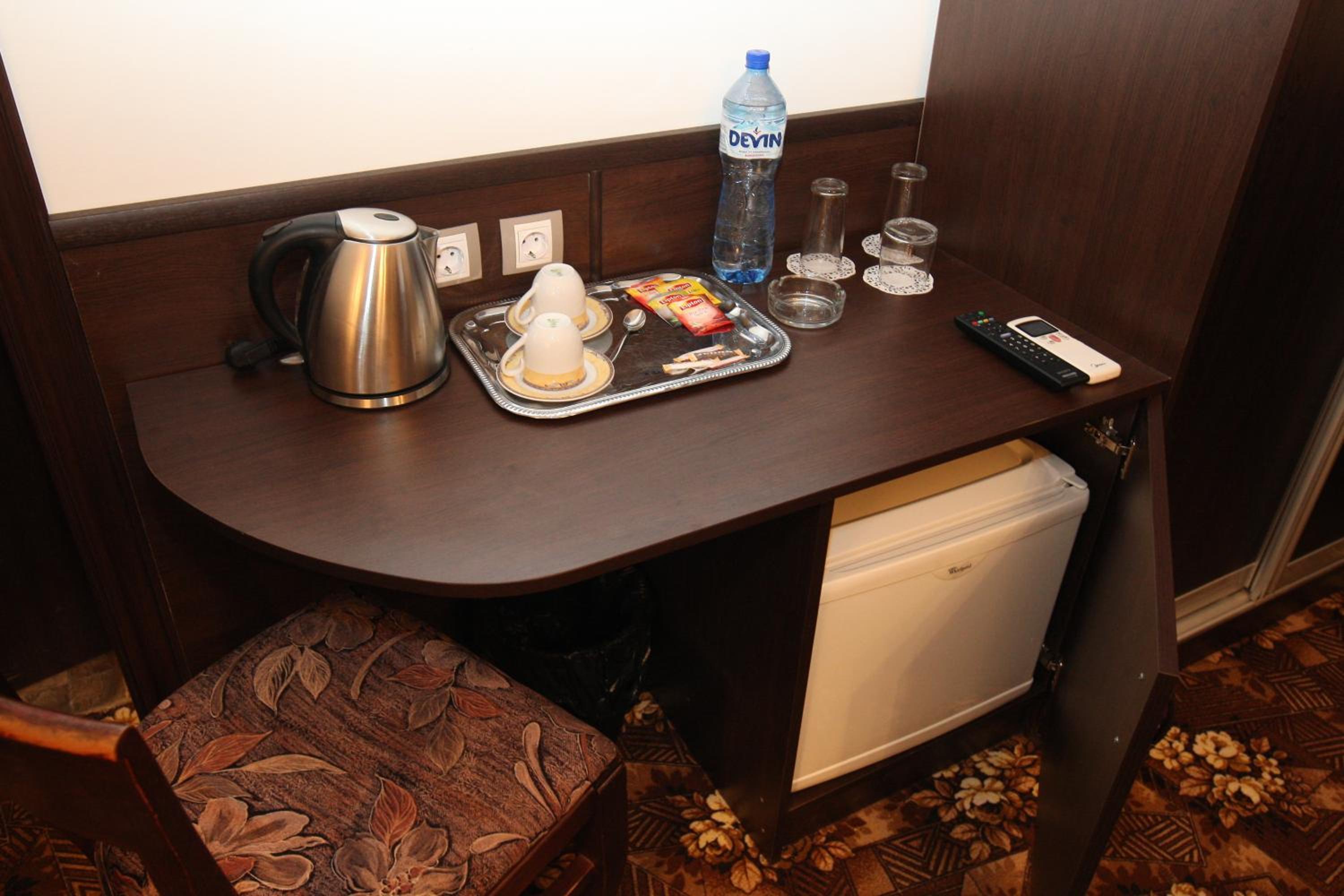 Classic Double or Twin Room - Photo 6