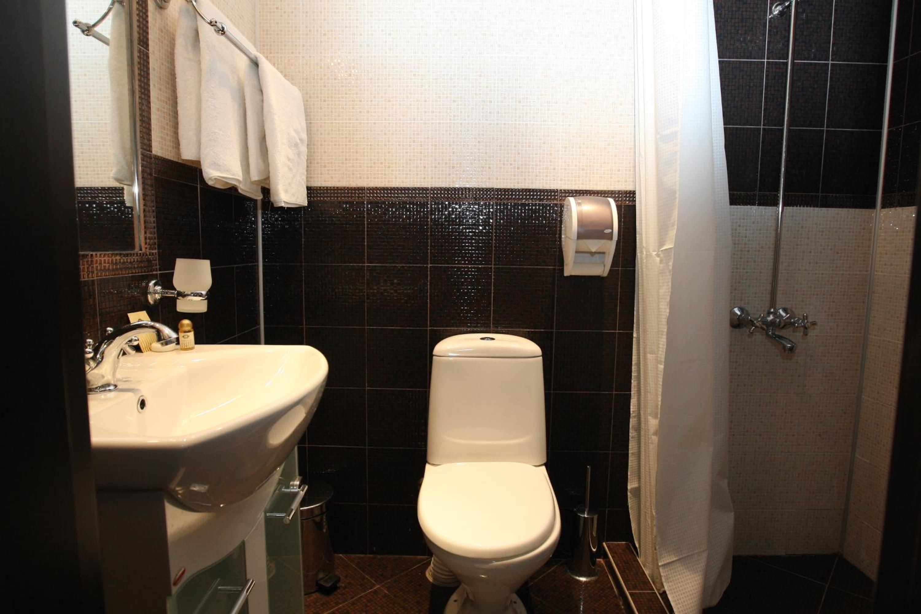 Classic Double or Twin Room - Photo 2