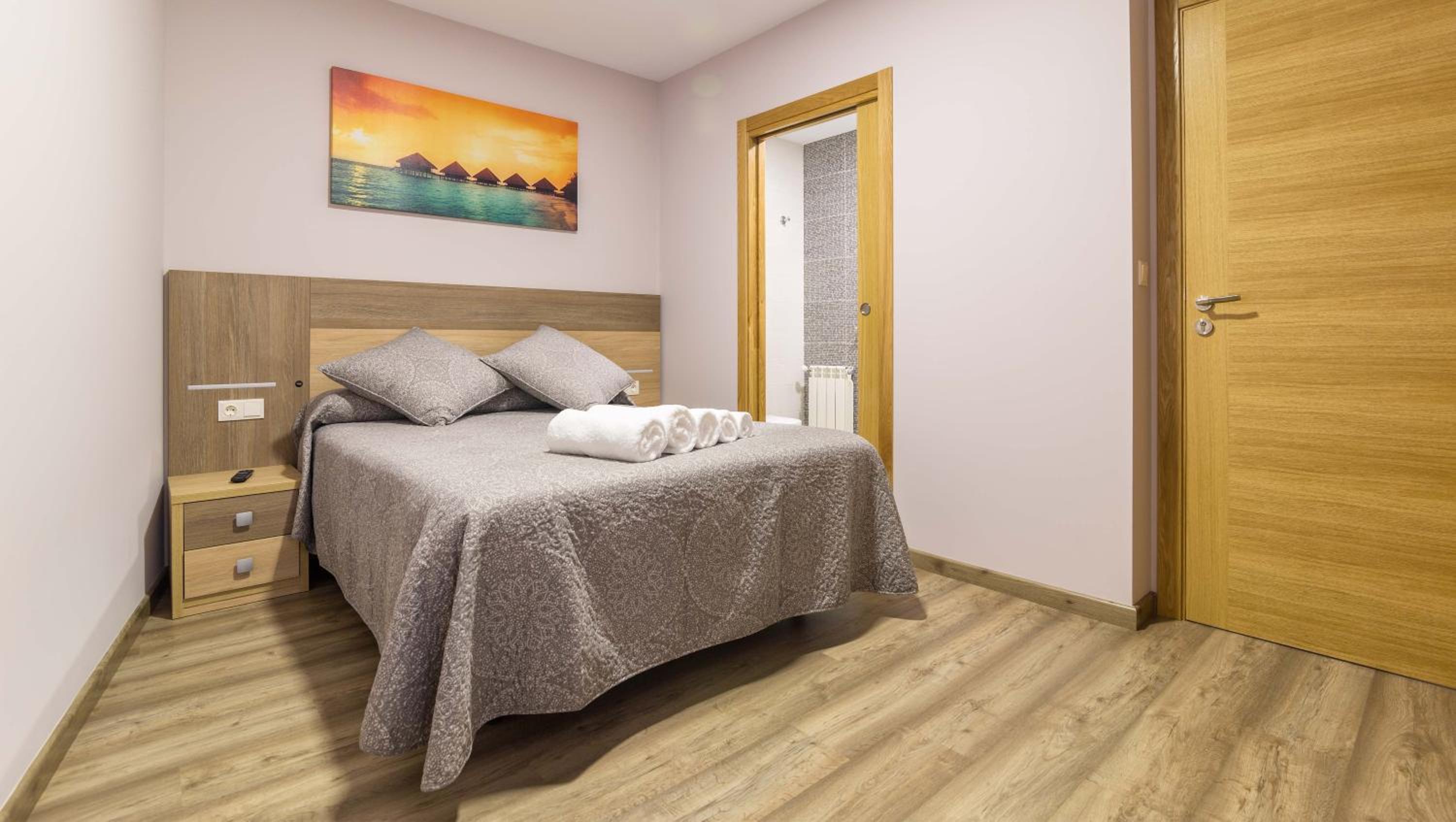 Double Room with Private Bathroom photo 2
