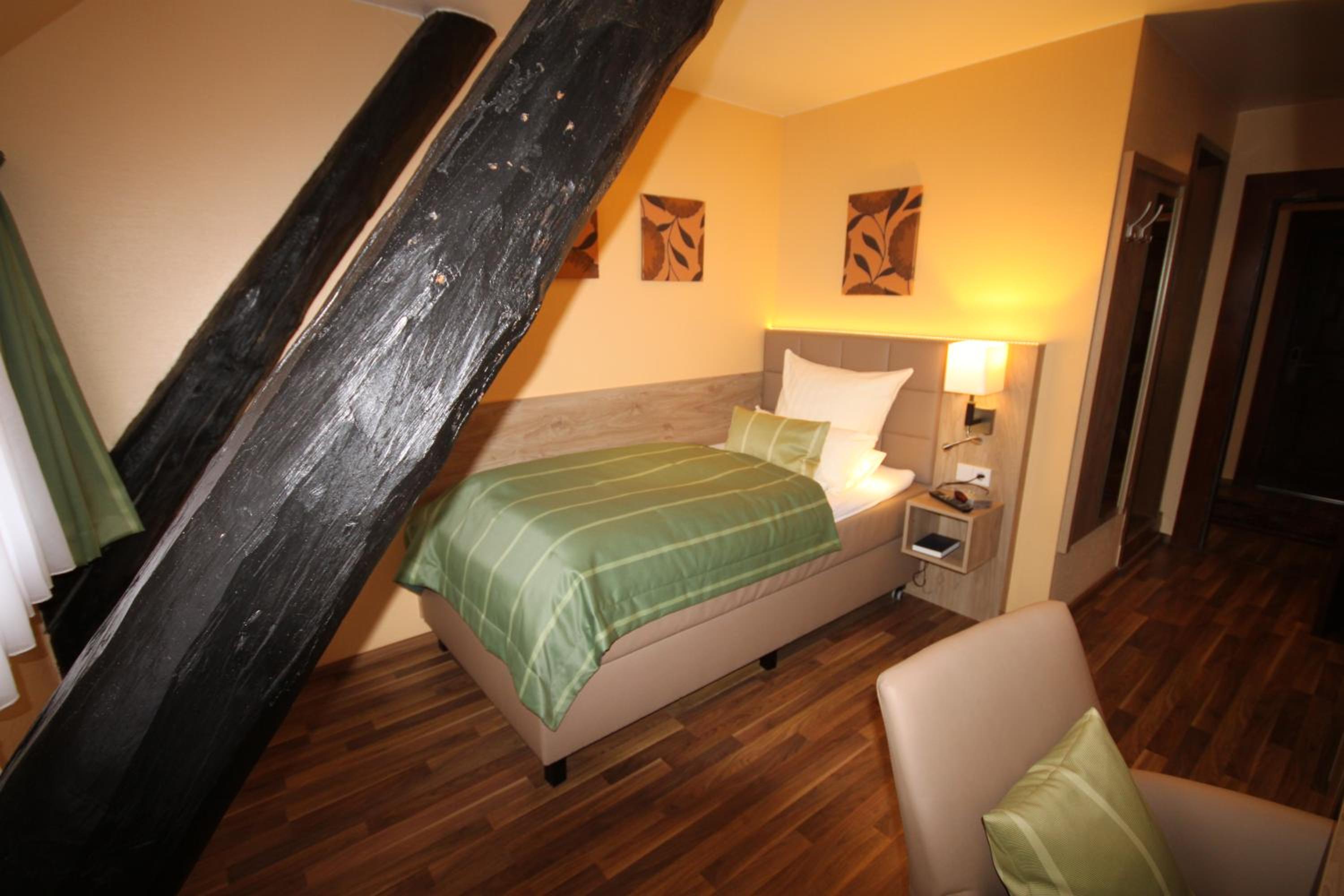 Single Room photo 2