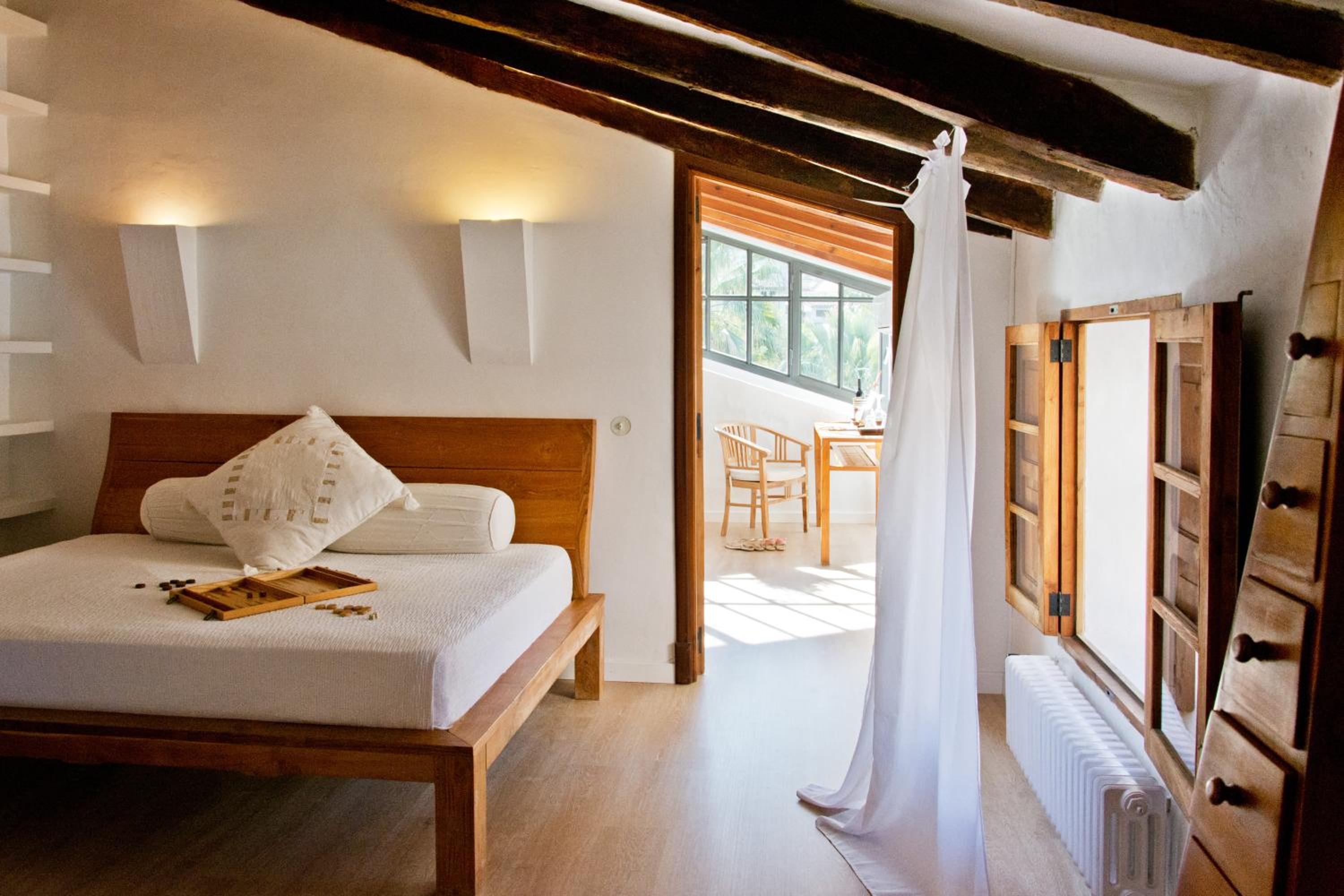 Suite familiar (2 adultos + 2 niños)