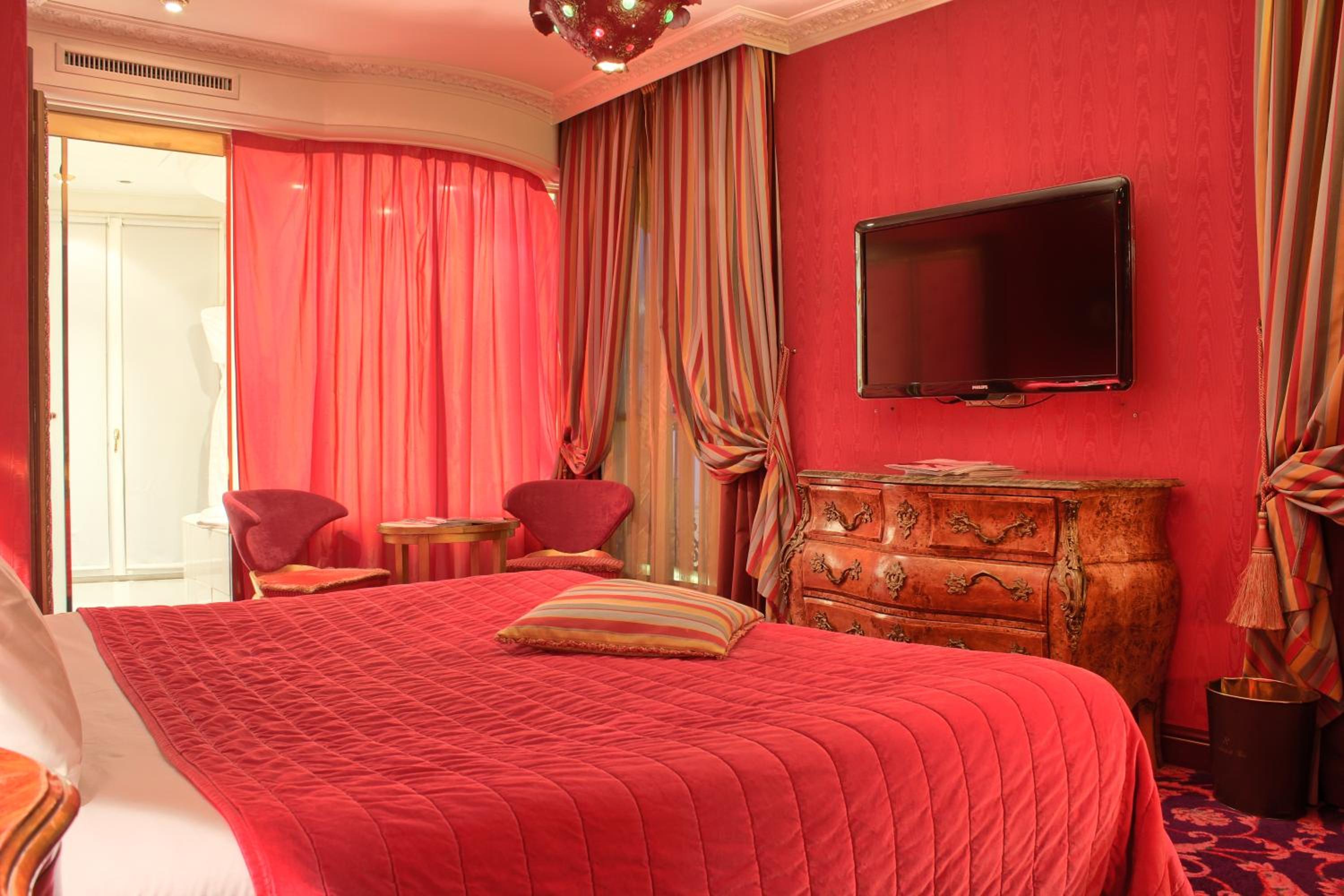 Deluxe Double Room with Spa Bath