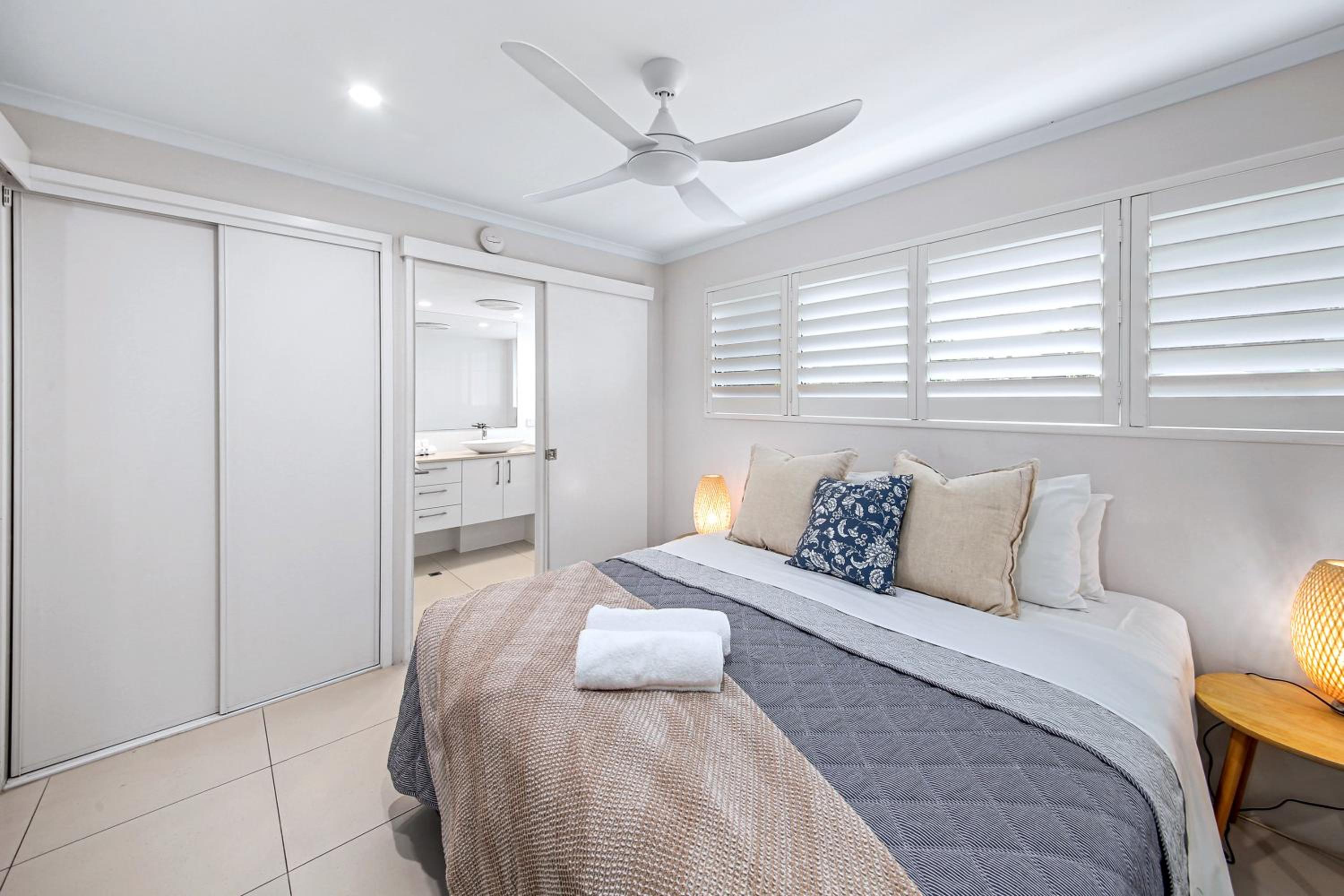 1 Bedroom Supreme Apartment - Upstairs