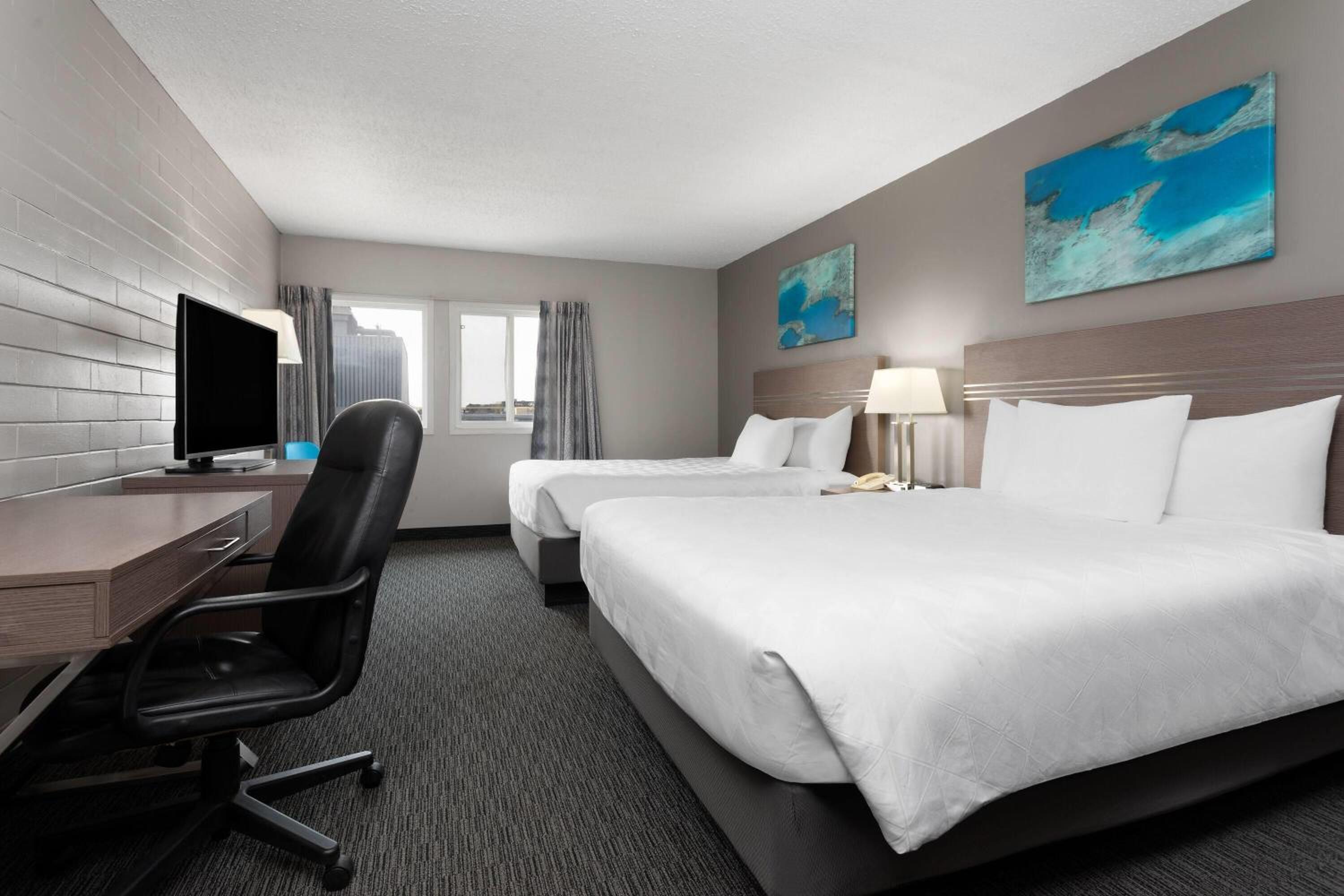 Queen Room with Two Queen Beds - Non-Smoking