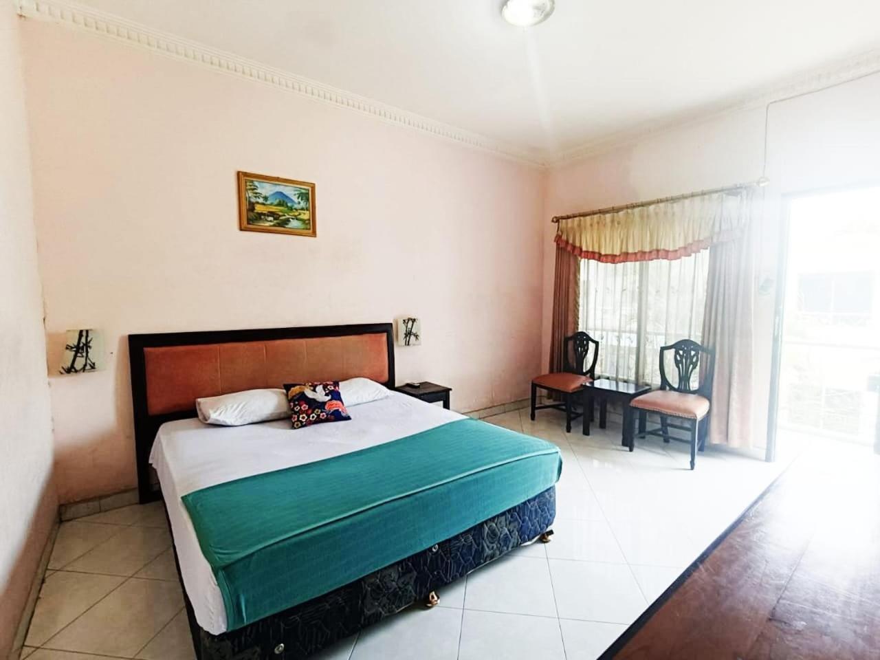 Standard Double Room photo 3