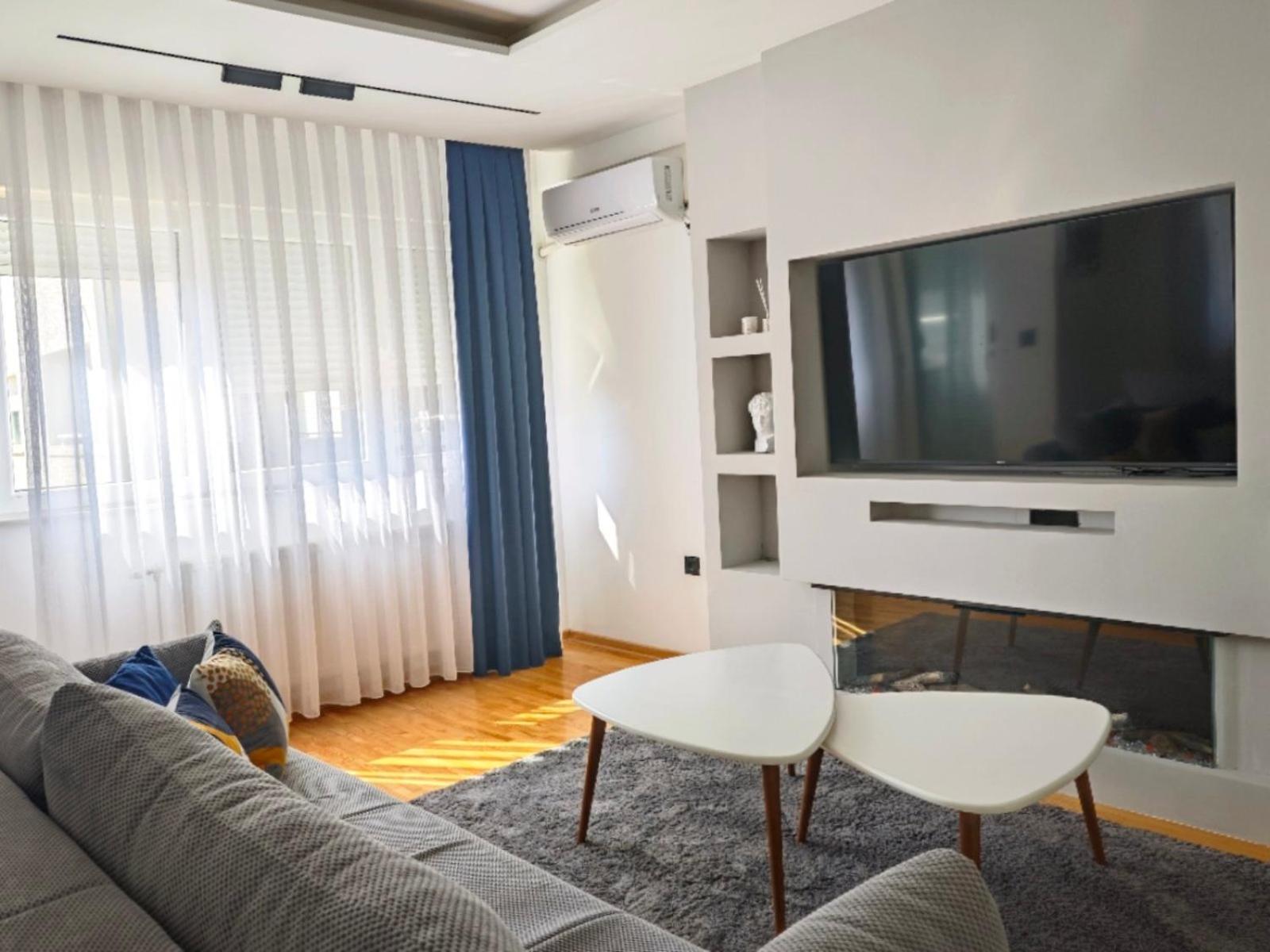 Superior One-Bedroom Apartment with Balcony