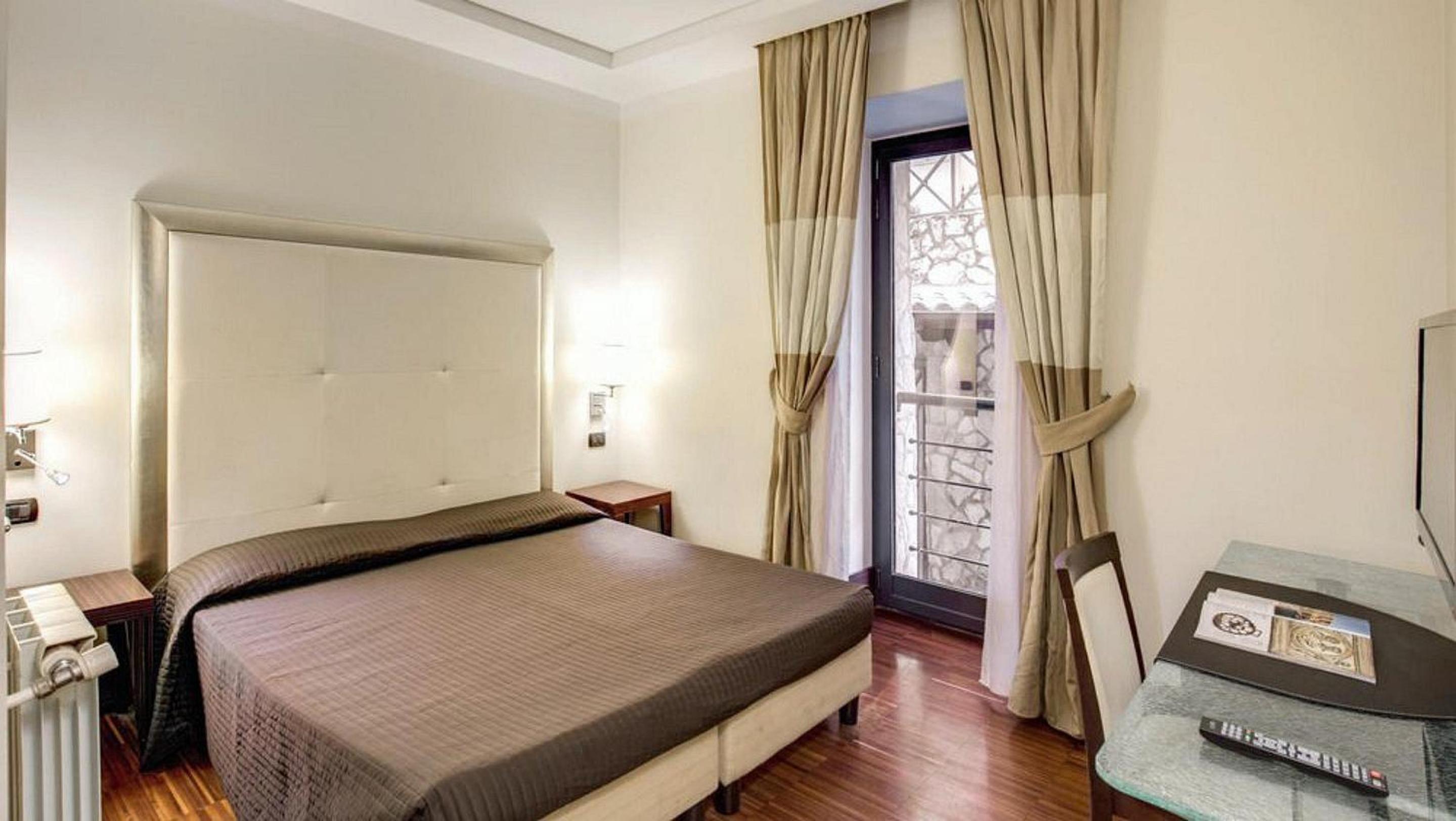 Standard Twin Room photo 1
