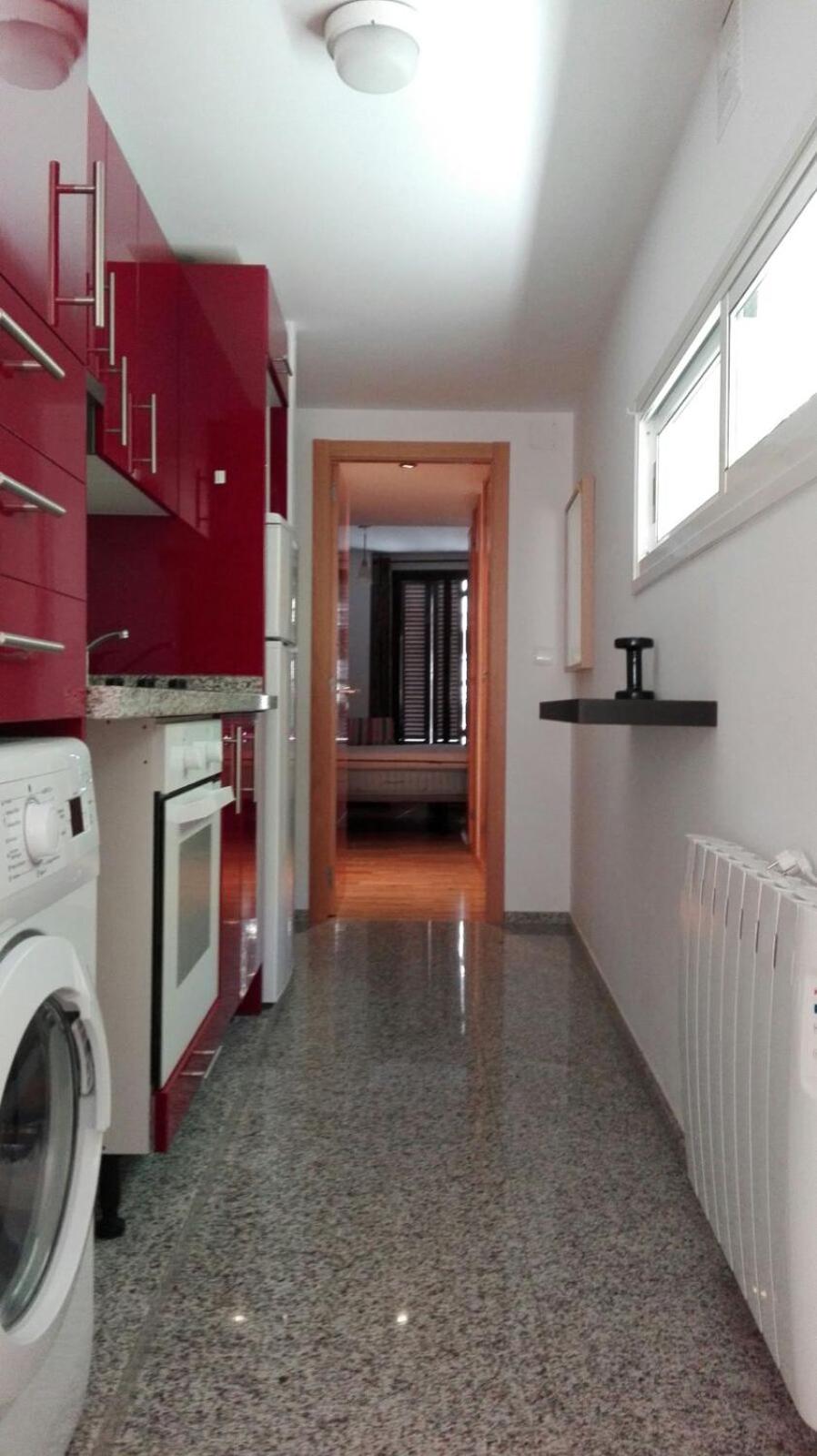 Apartment with Terrace - Photo 10