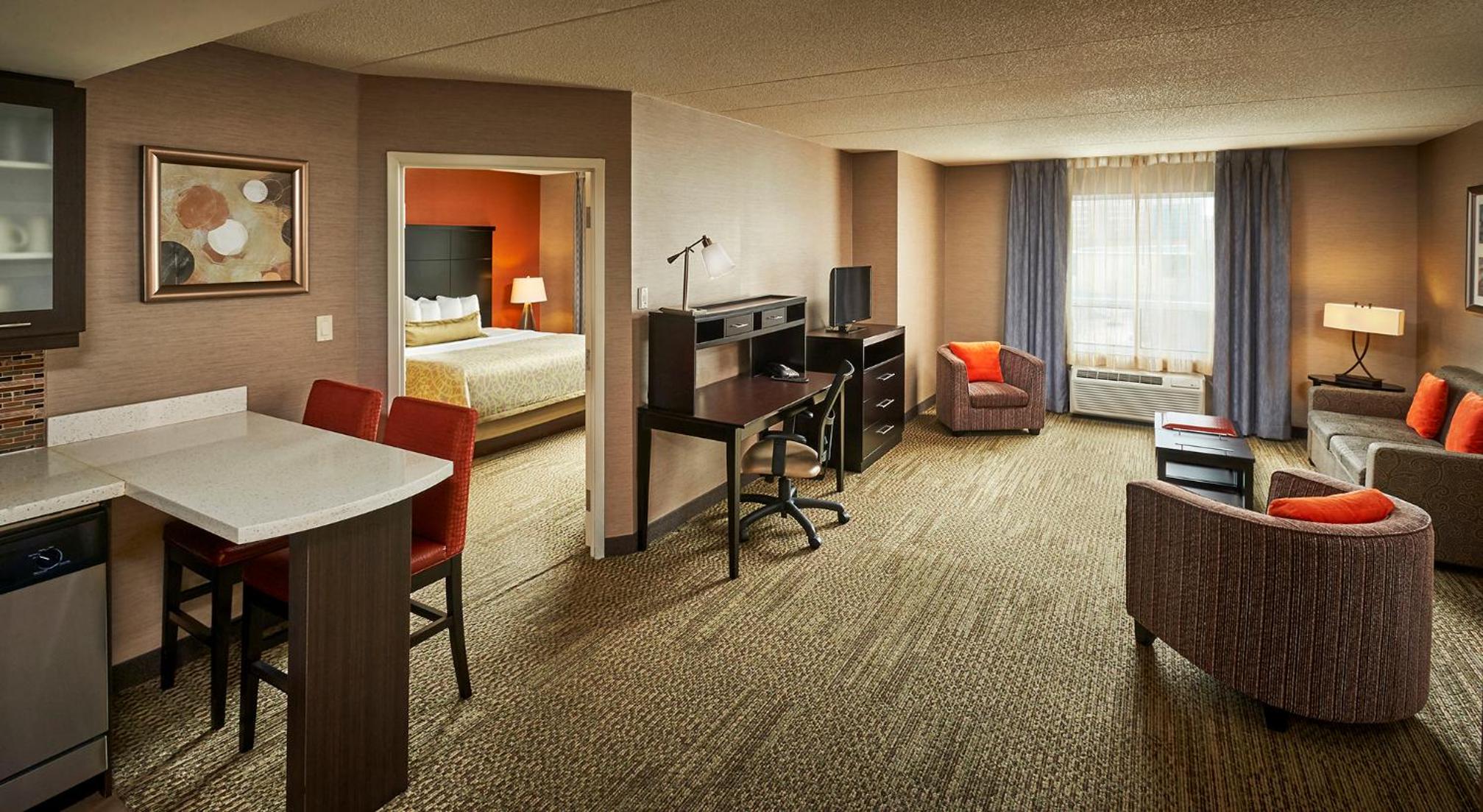 One-Bedroom King Suite with Living Area and Sofa Bed - Photo 2