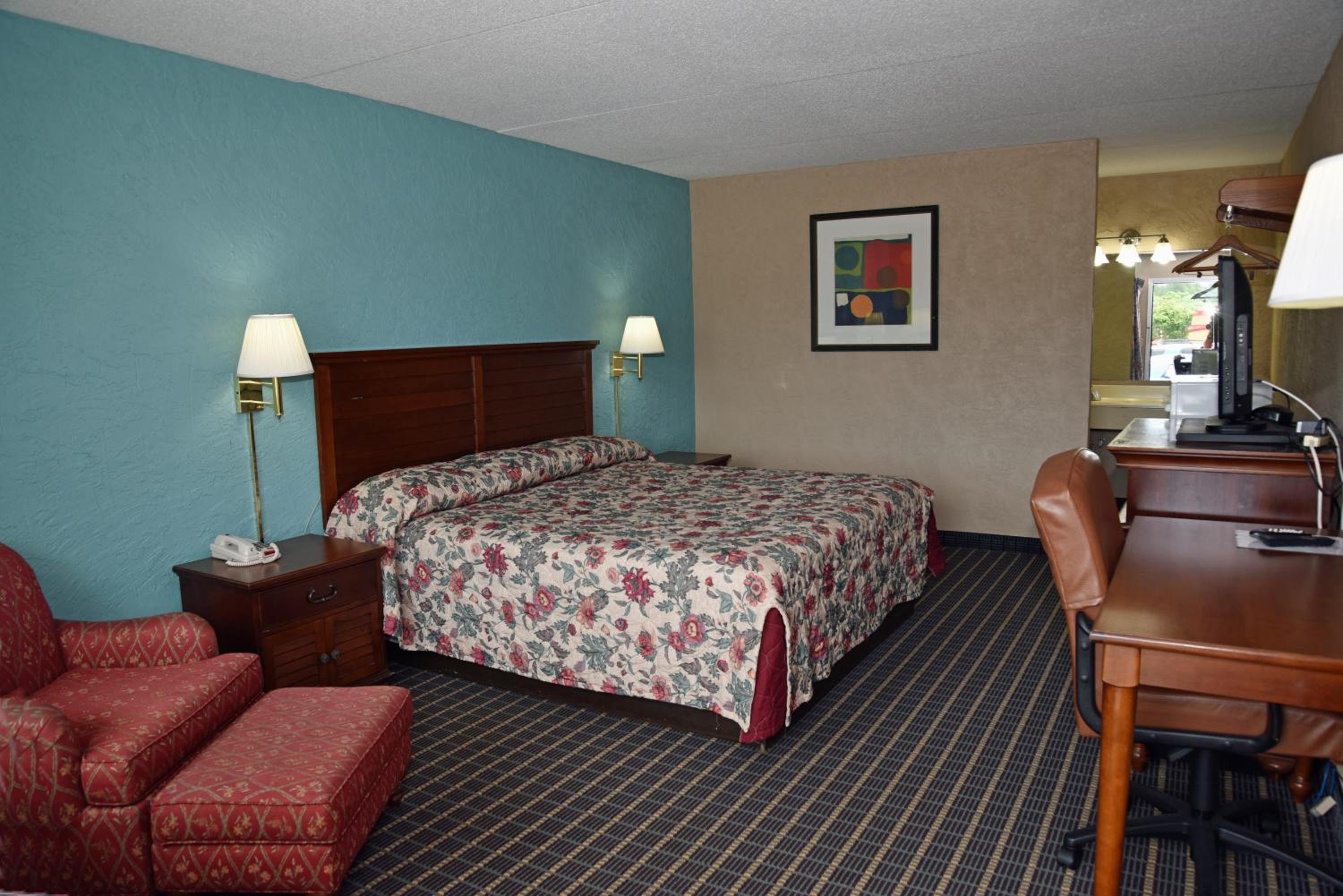 Deluxe King Non Smoking Room - Photo 1