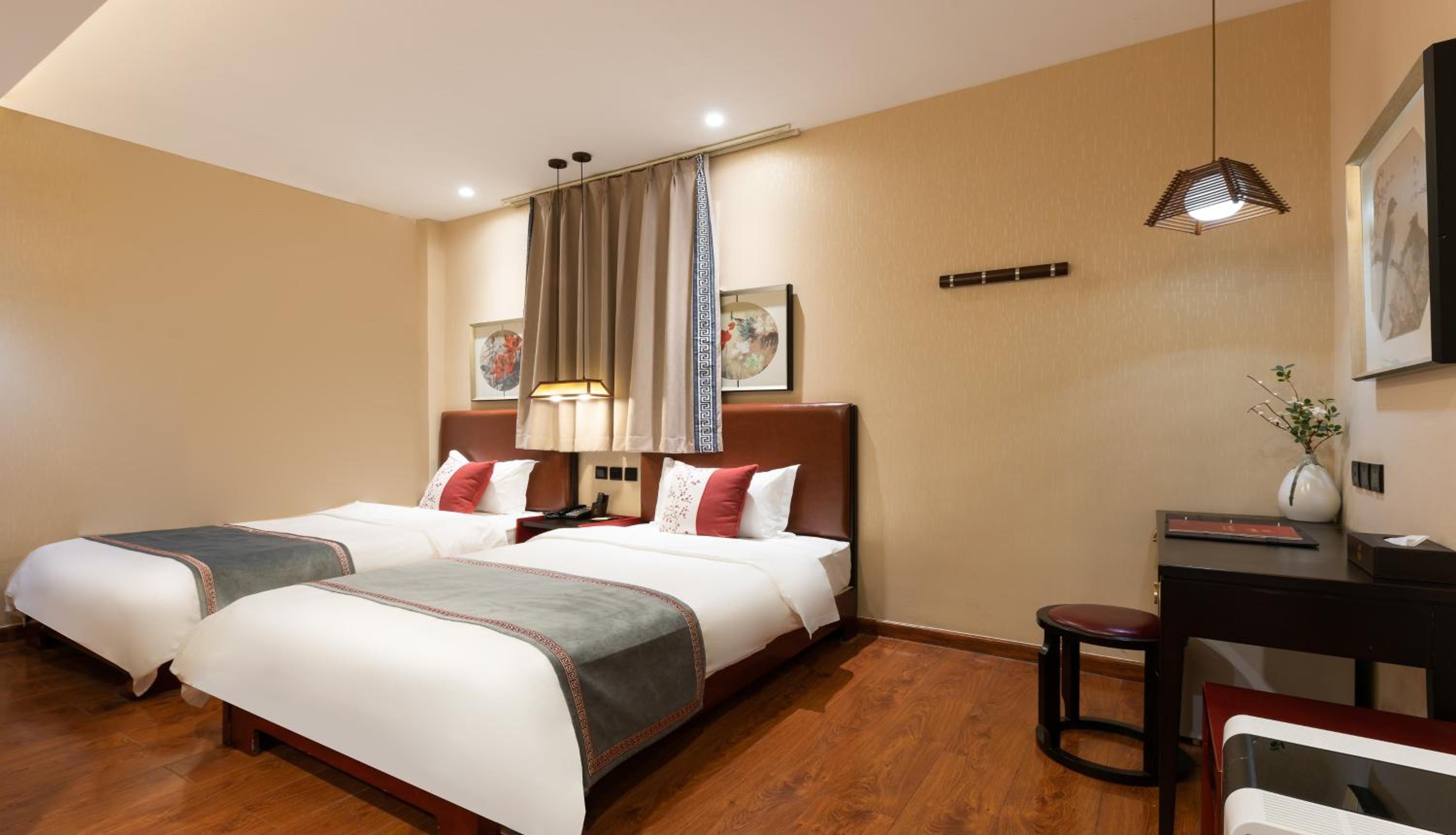 Double or Twin Room with Bathroom
