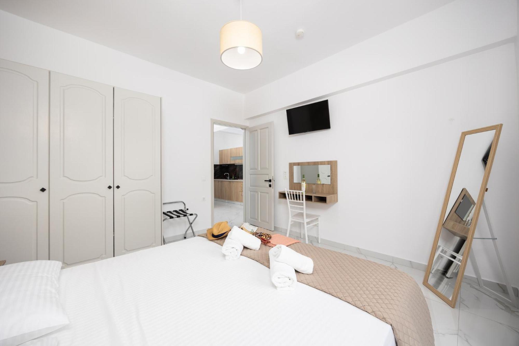Two-Bedroom Deluxe Apartment photo 2