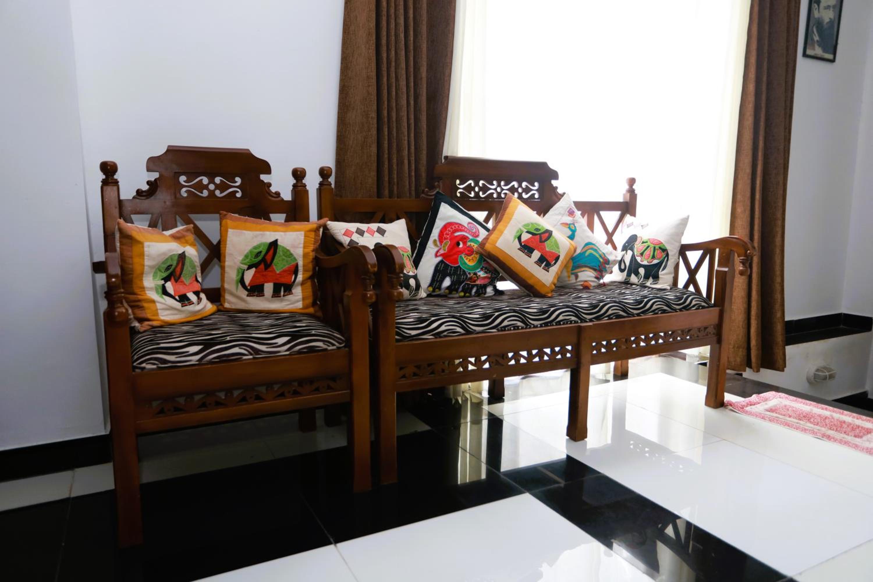 Deluxe Family Room