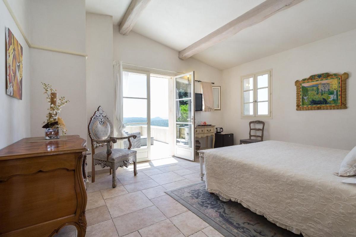 Superior Double Room with Terrace photo 3