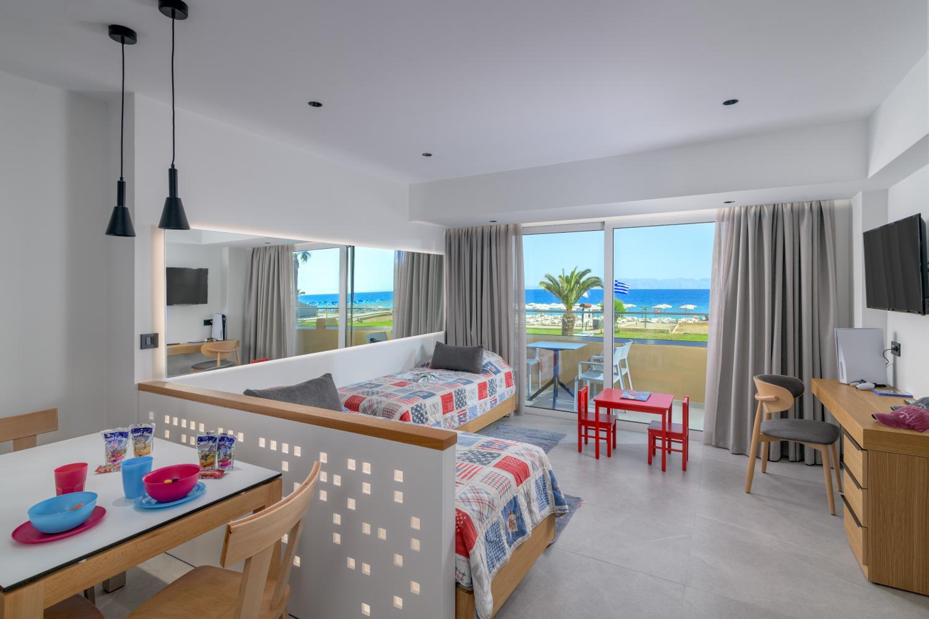 Superior Kids Suite Apartment Sea View