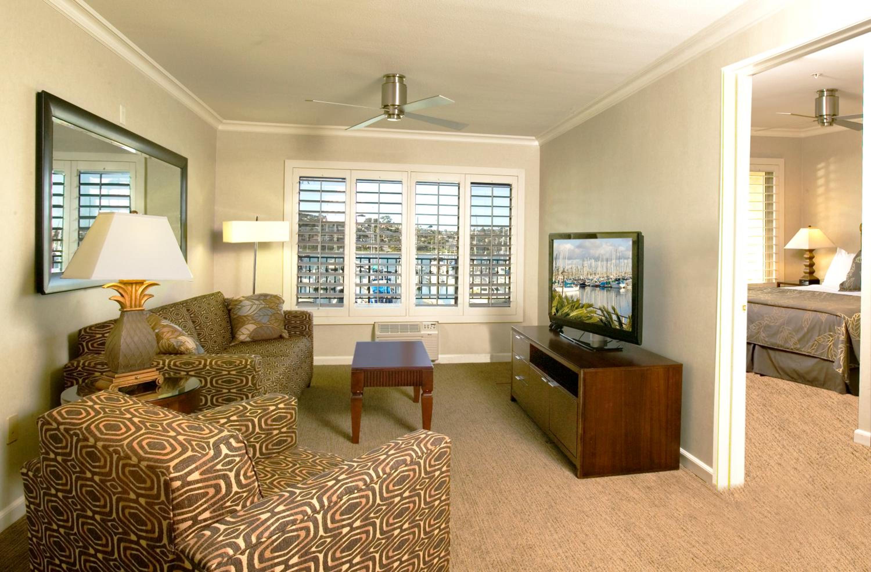 King Suite with Sofa Bed with Marina View