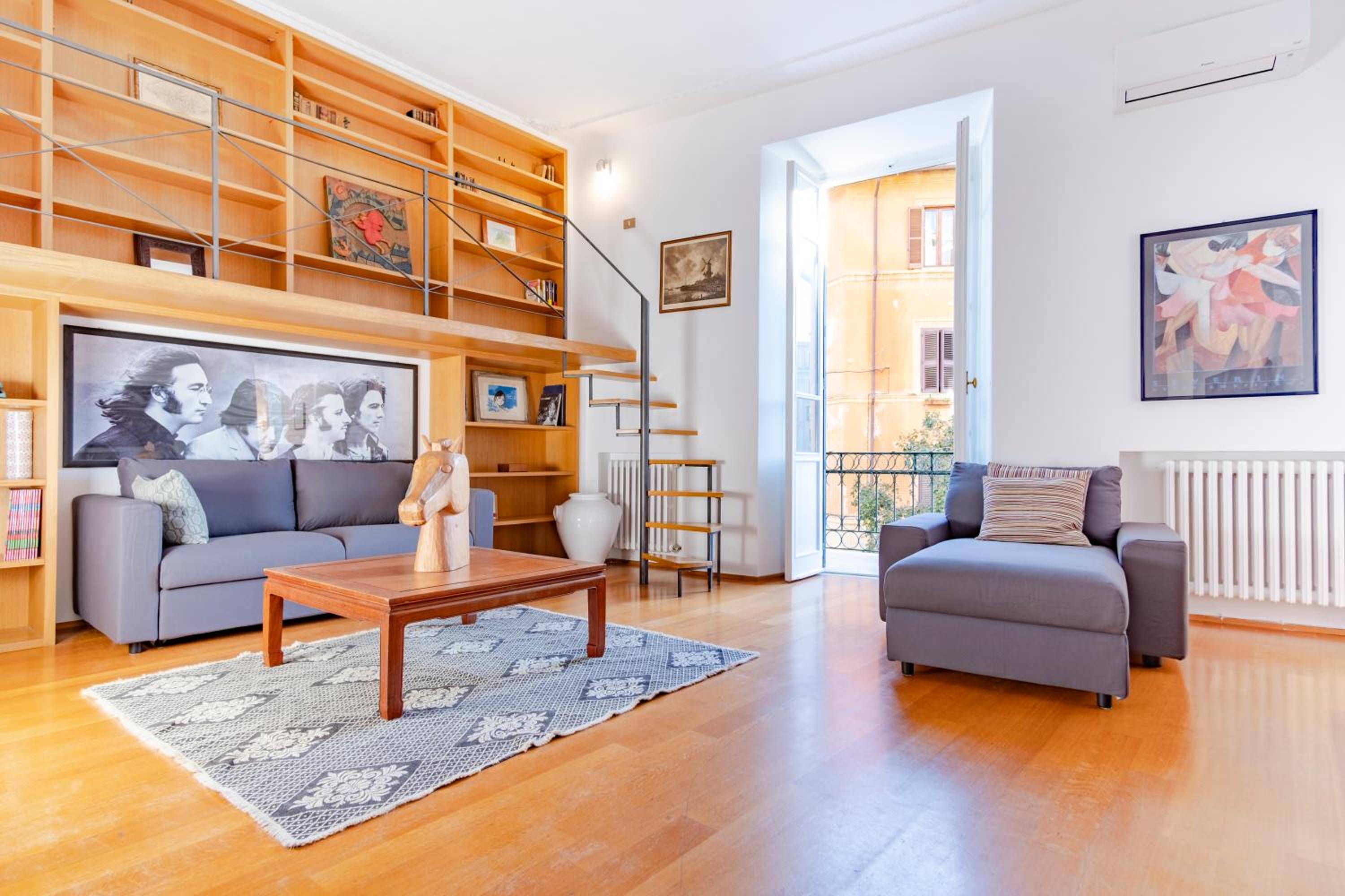 Three-Bedroom Apartment with Balcony