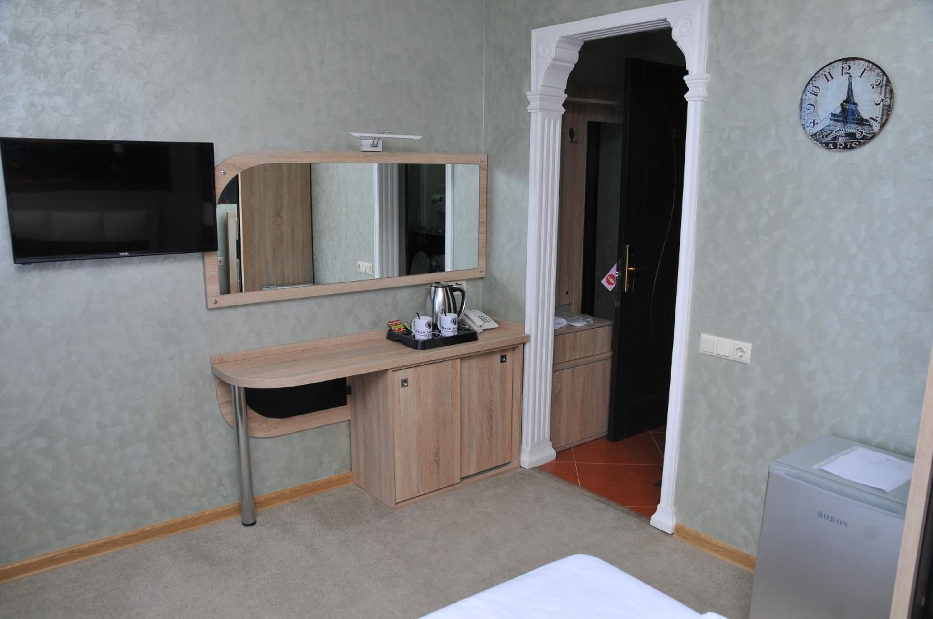Standard Double Room photo 2