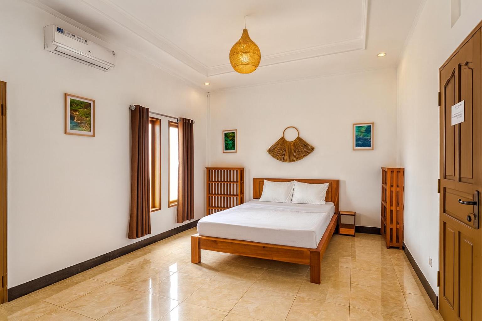 Double Room with Private Bathroom