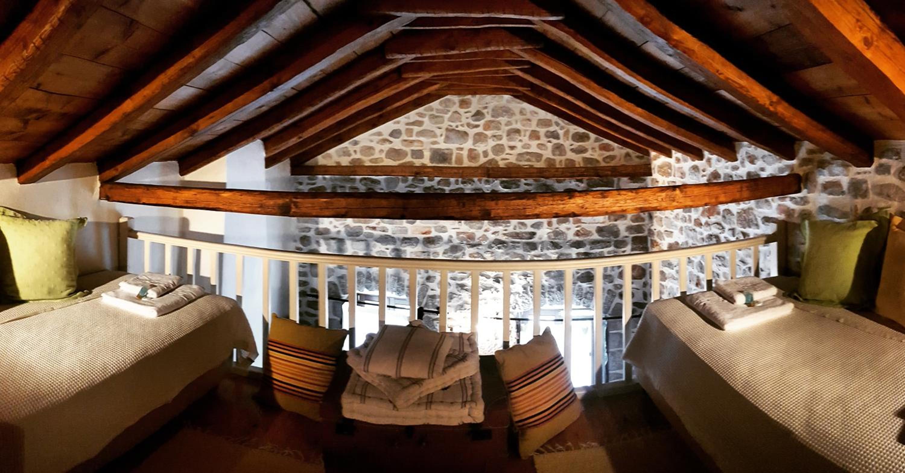 One-Bedroom Apartment (2 Adults + 2 Children) - Photo 9