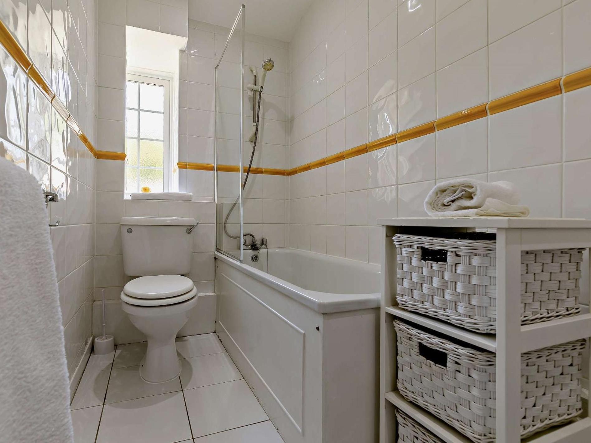 Two-Bedroom House photo 2