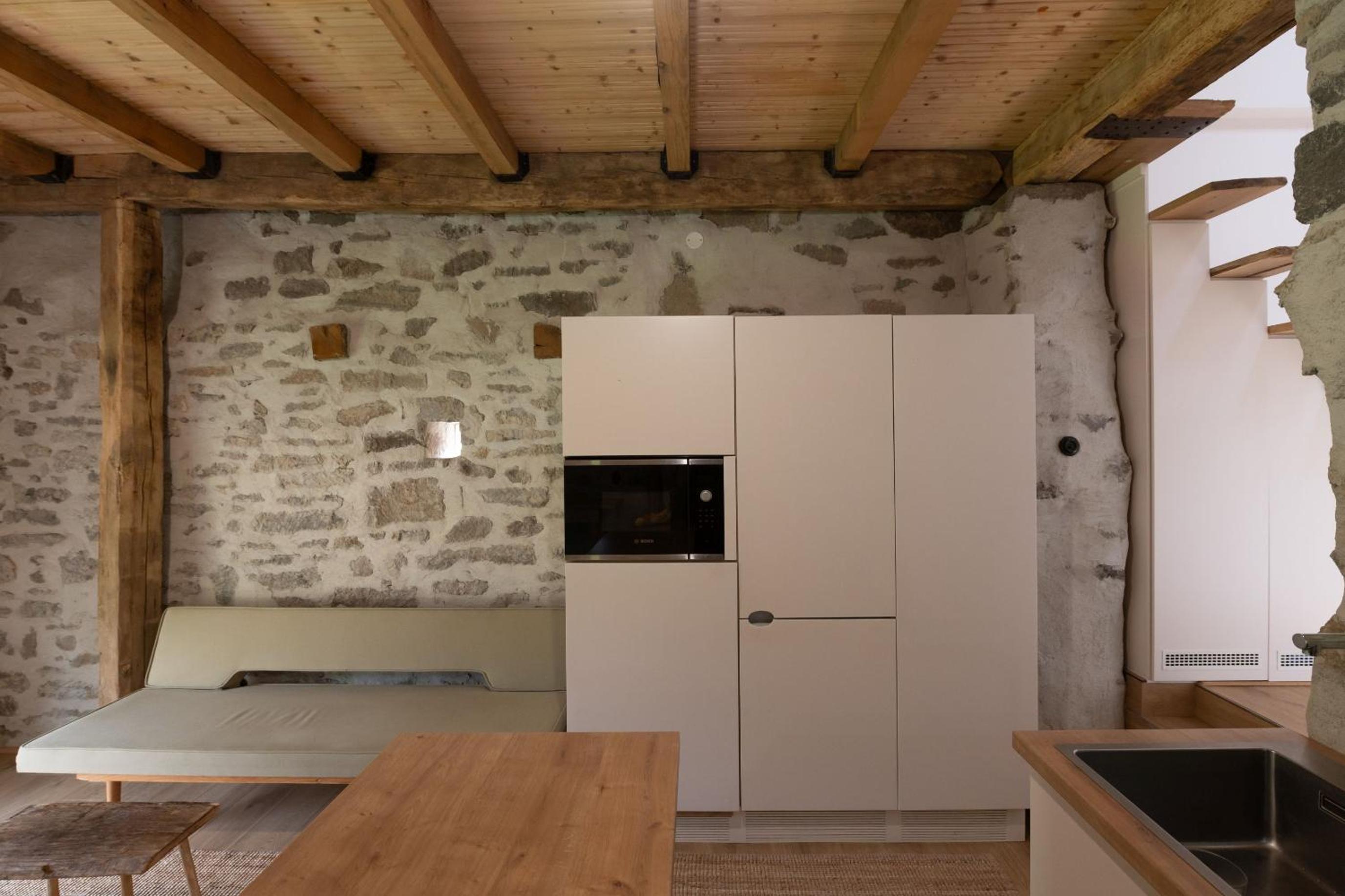 One-Bedroom House photo 3