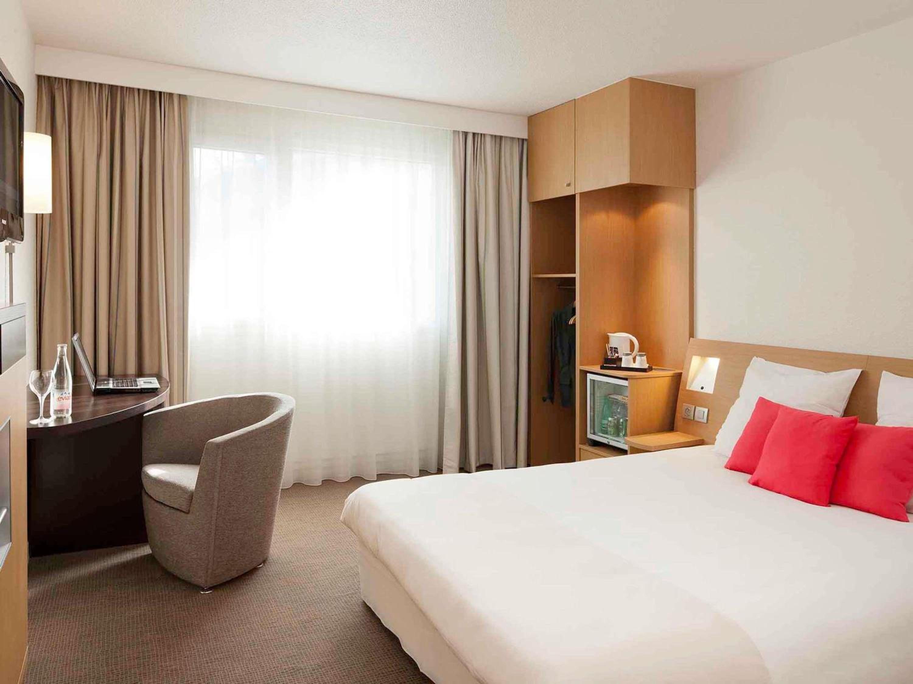 Classic Double Room - Mobility Access - Photo 1