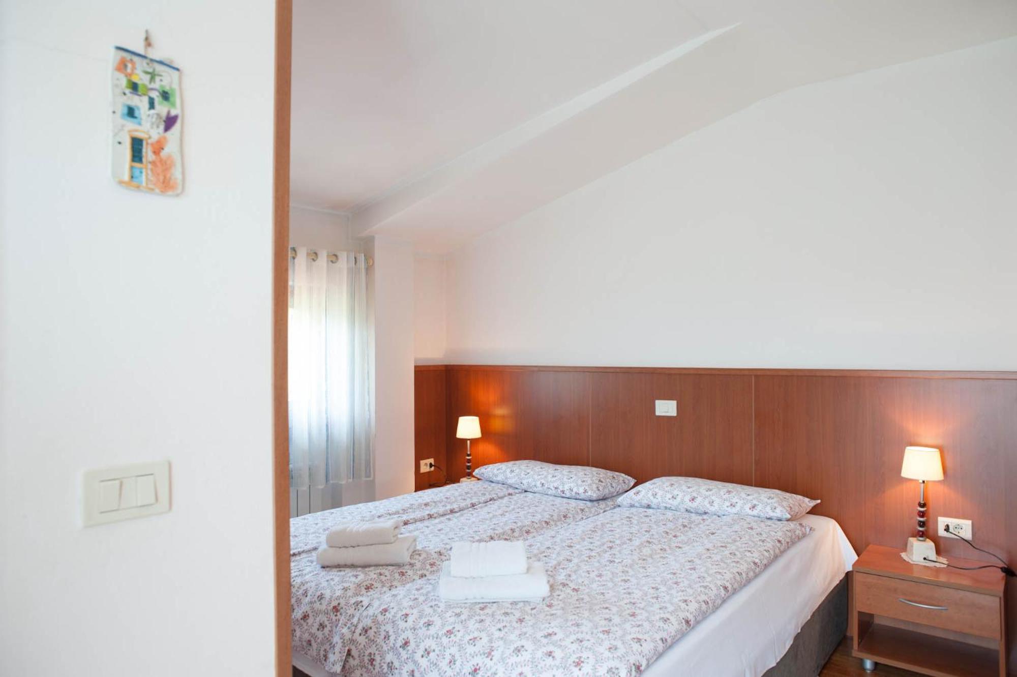 Deluxe Double or Twin Room with Garden View - Photo 17