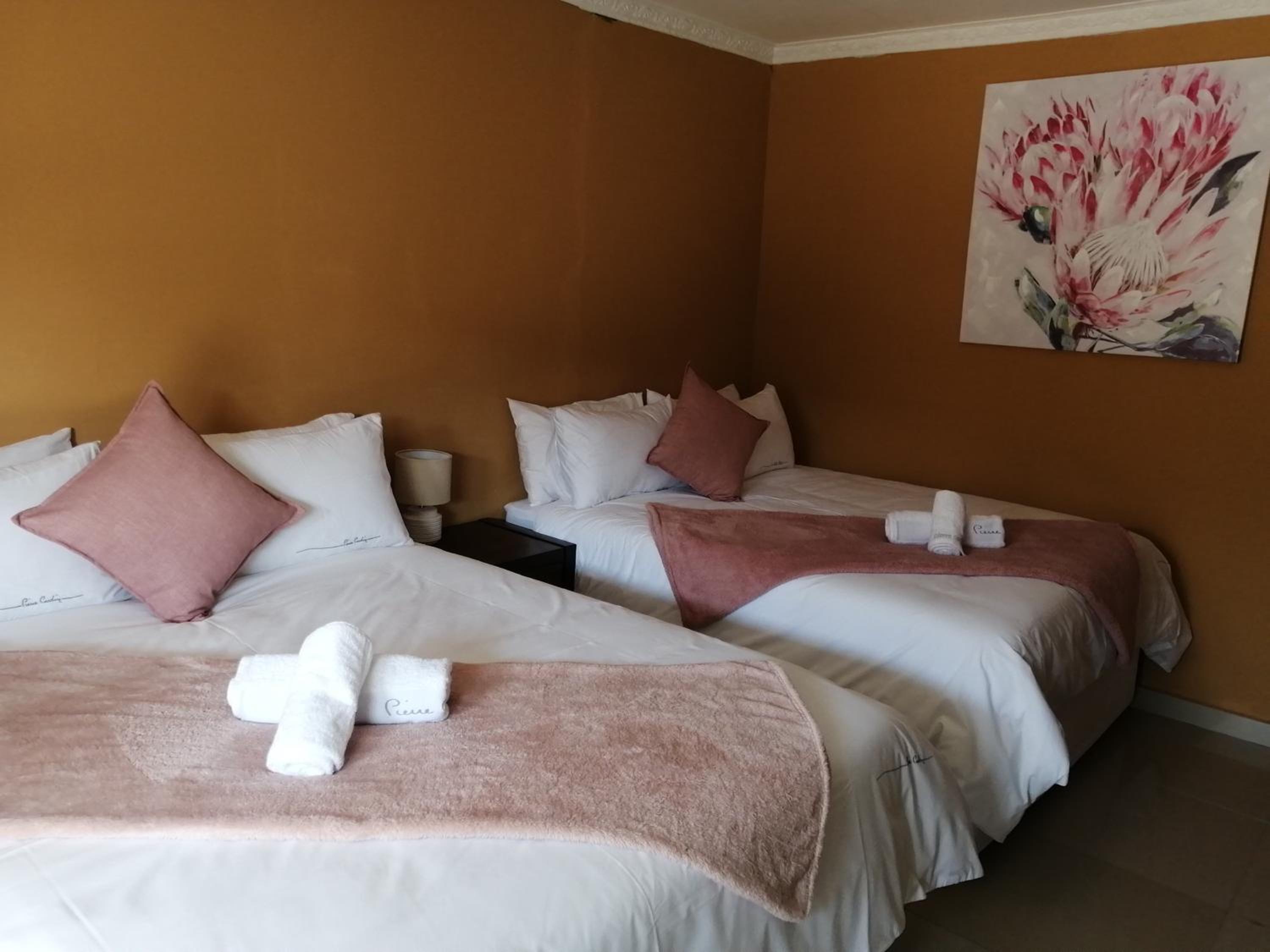 Deluxe Queen Room with Two Queen Beds