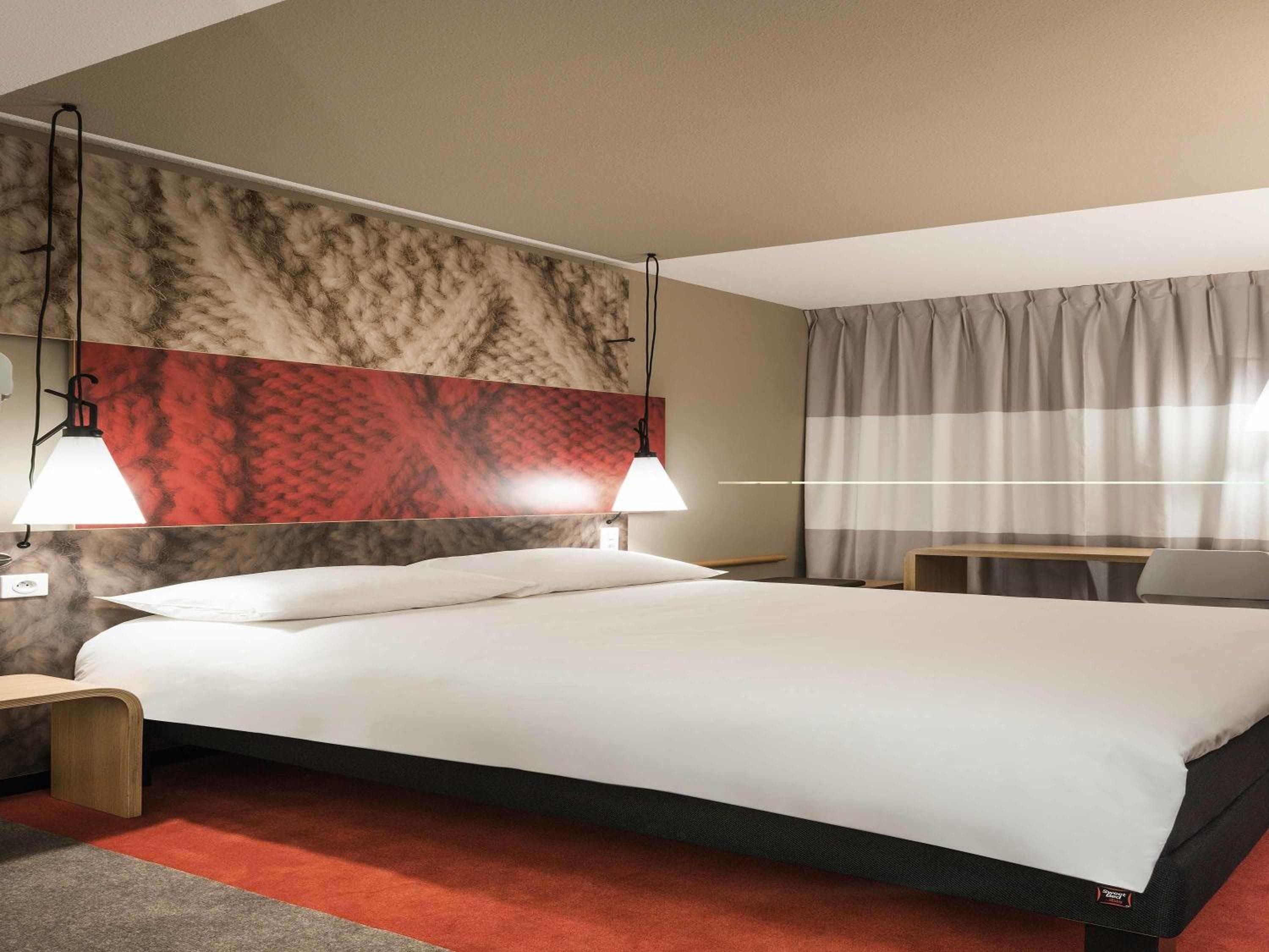 Superior Triple Room with One Double Bed and Sofa Bed photo 1