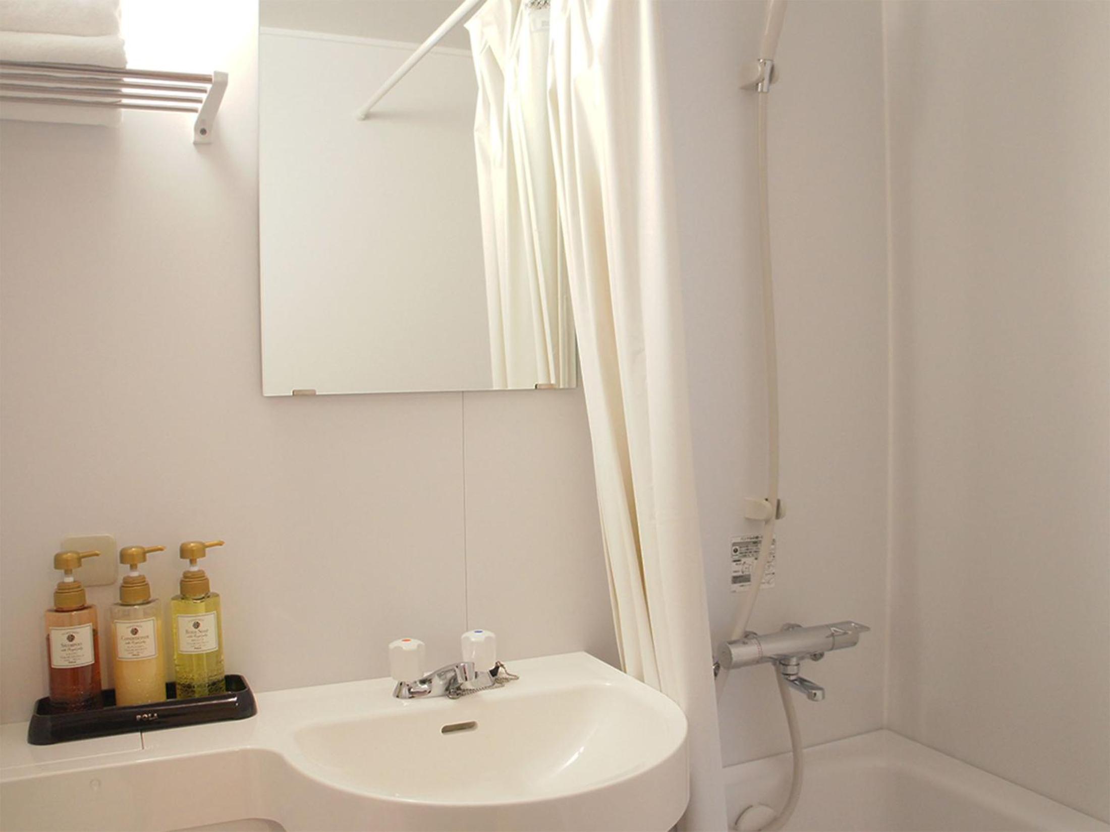 Double Room with Small Double Bed Plus - Non-Smoking - Photo 10