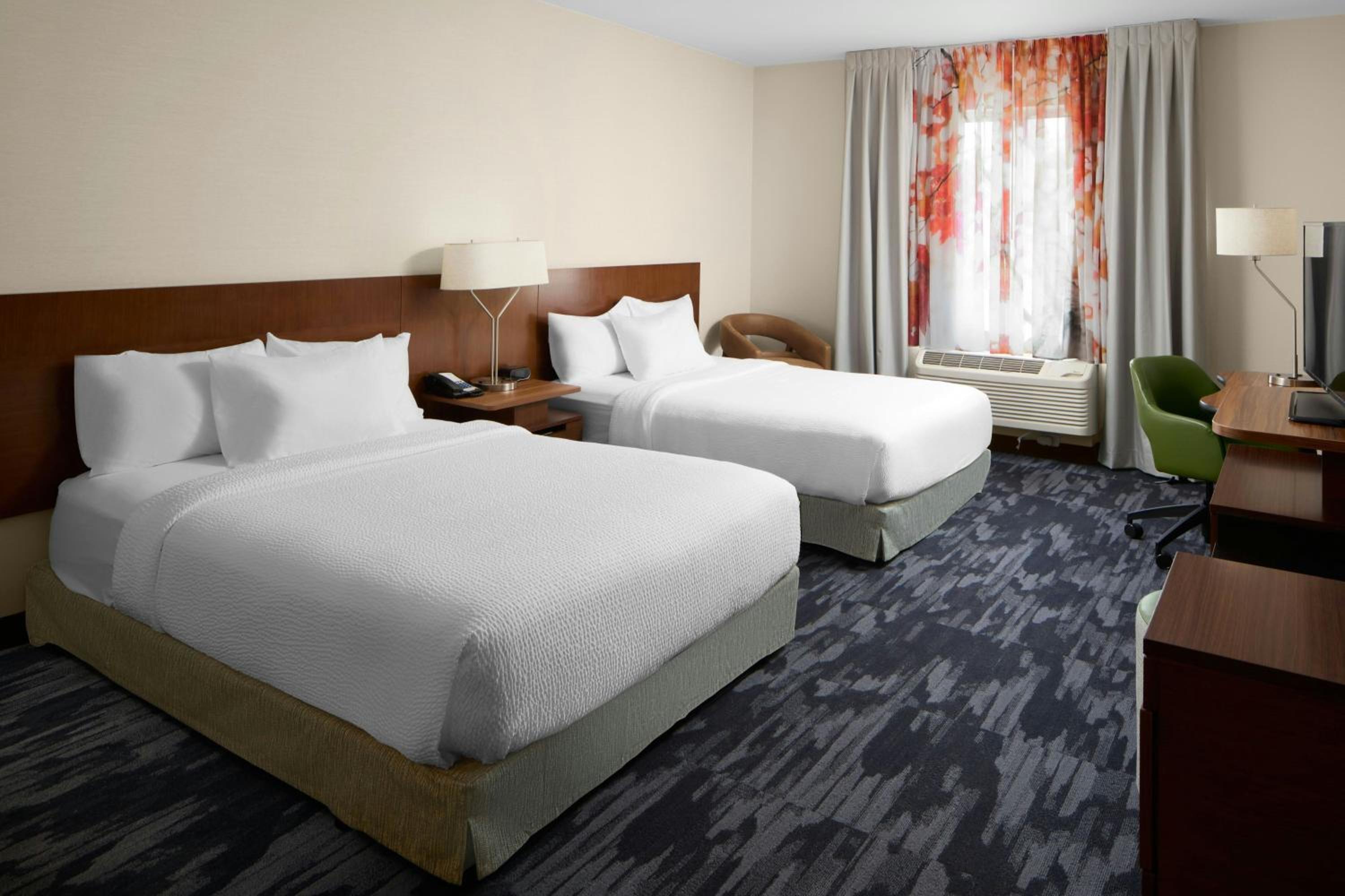 Queen Room with Two Queen Beds - Hearing Accessible photo 2