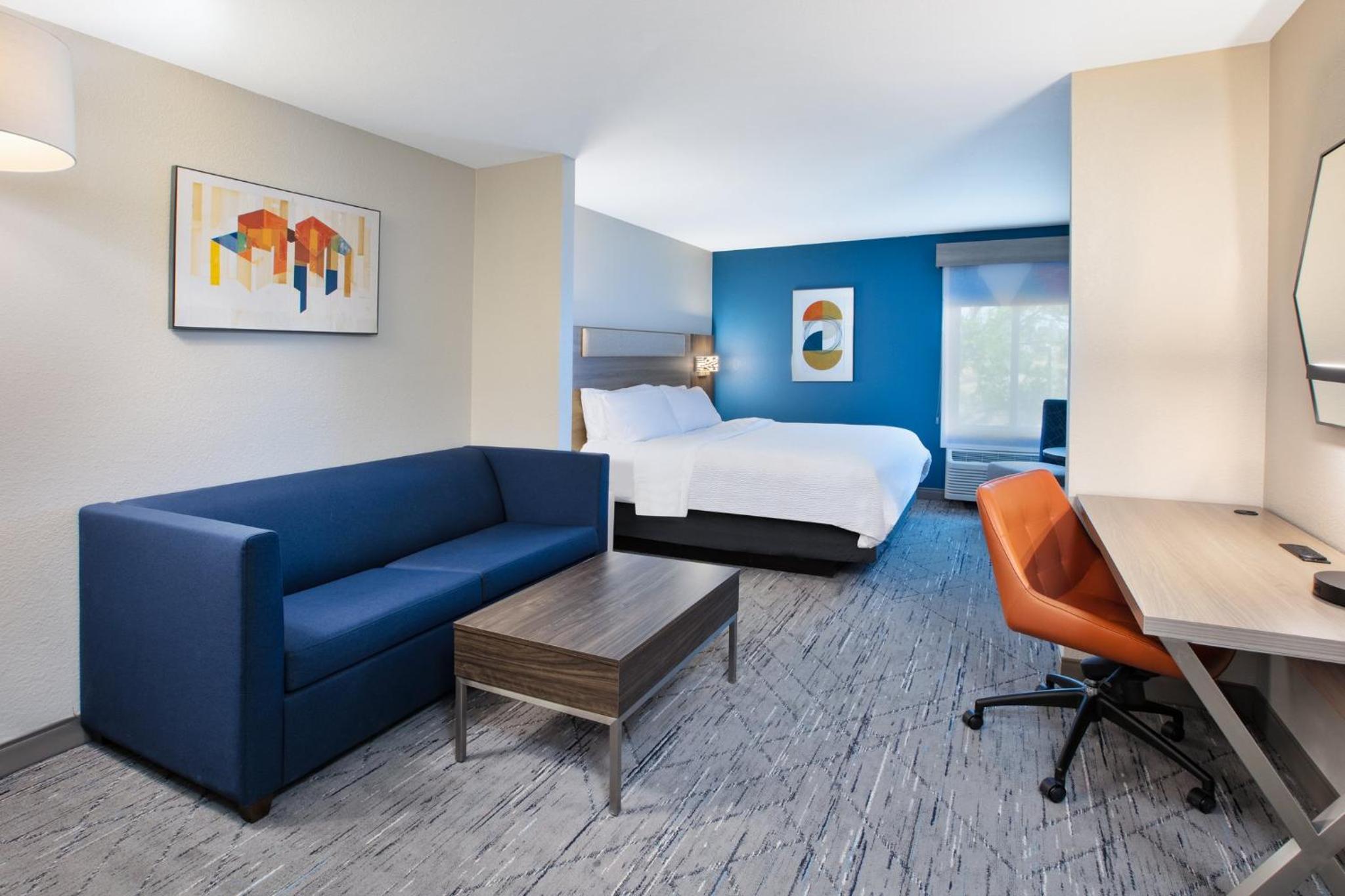 King Suite - Photo 1
