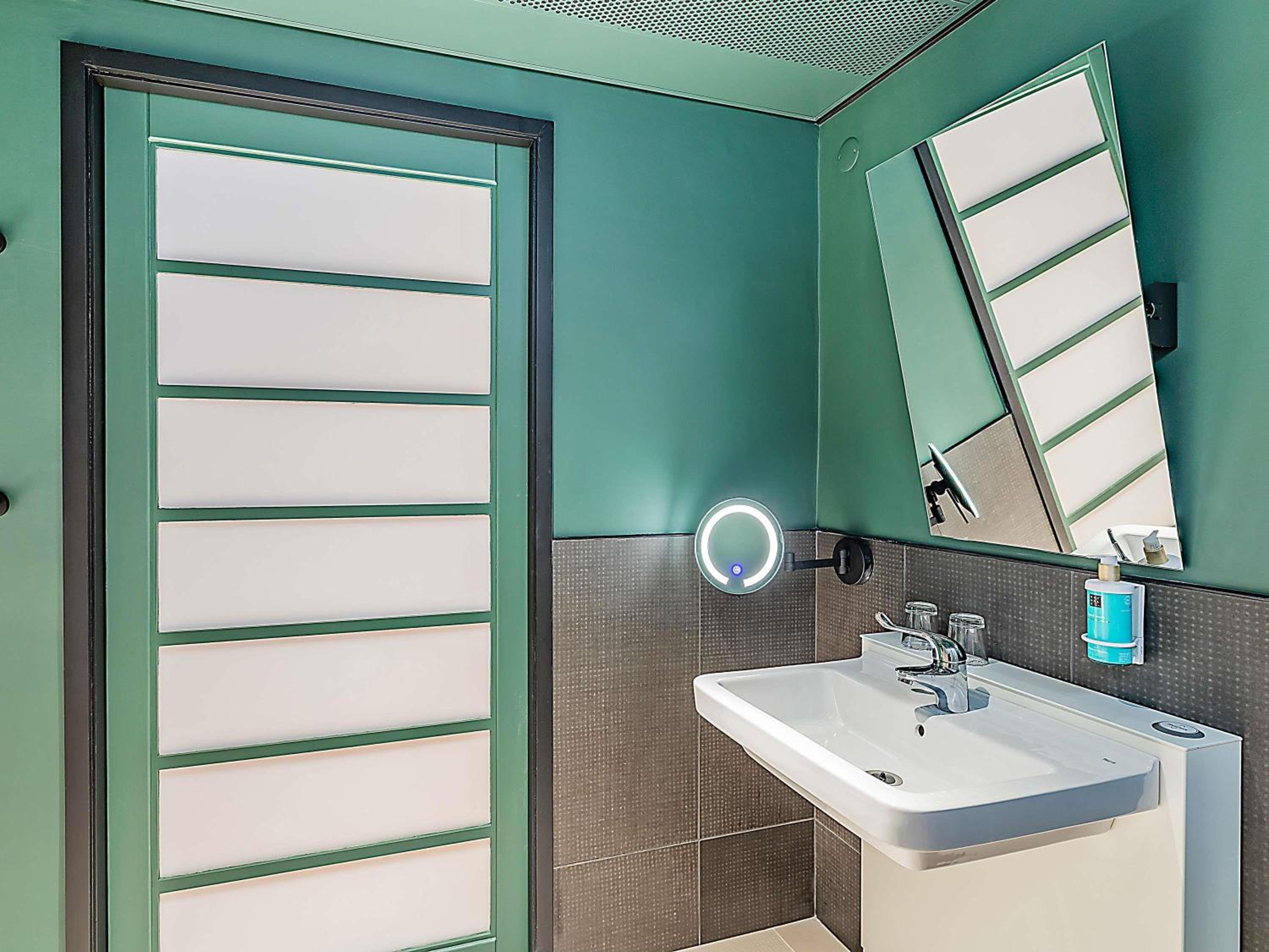 Double Room - Disability Access - Photo 3