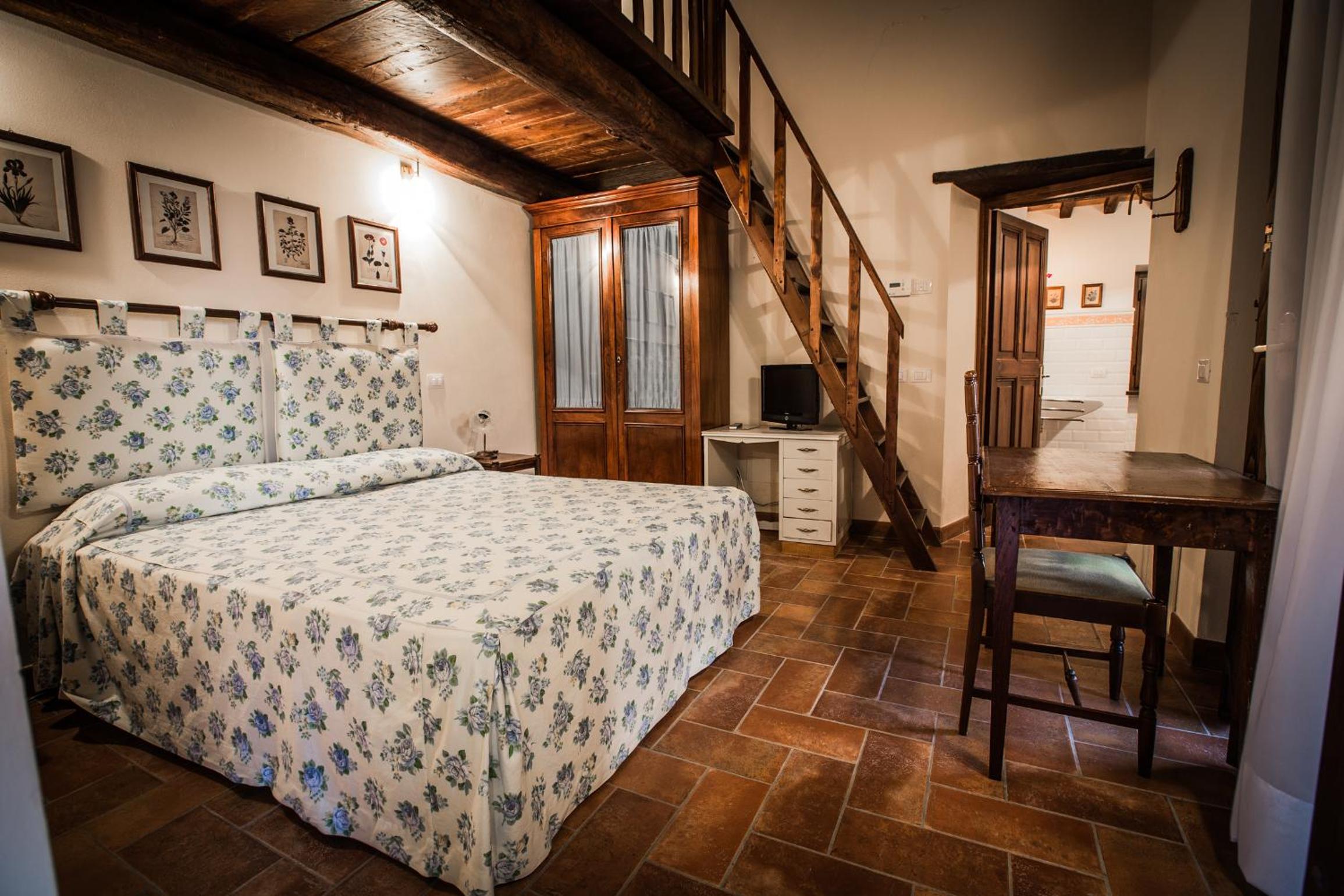 Quadruple Room - Disability Access photo 1