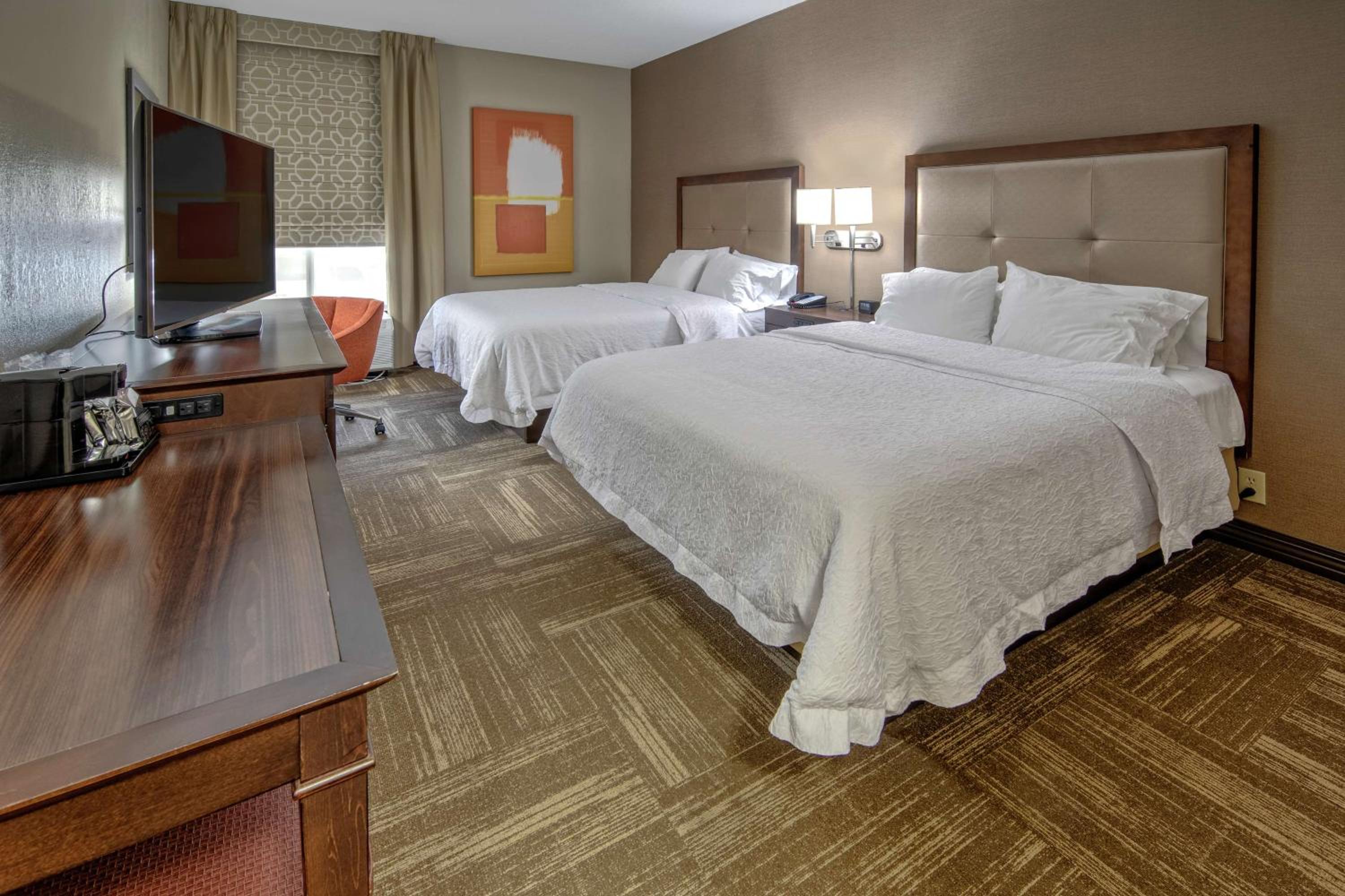 Room with Two Queen Beds - Non-Smoking