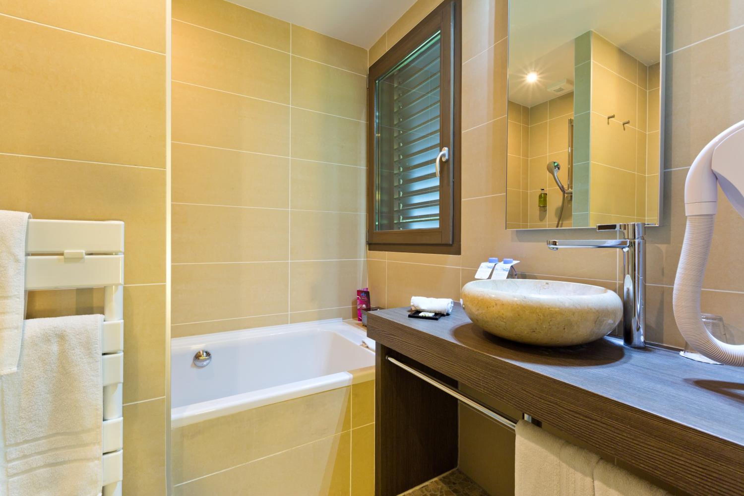 Superior Double Room with Bath