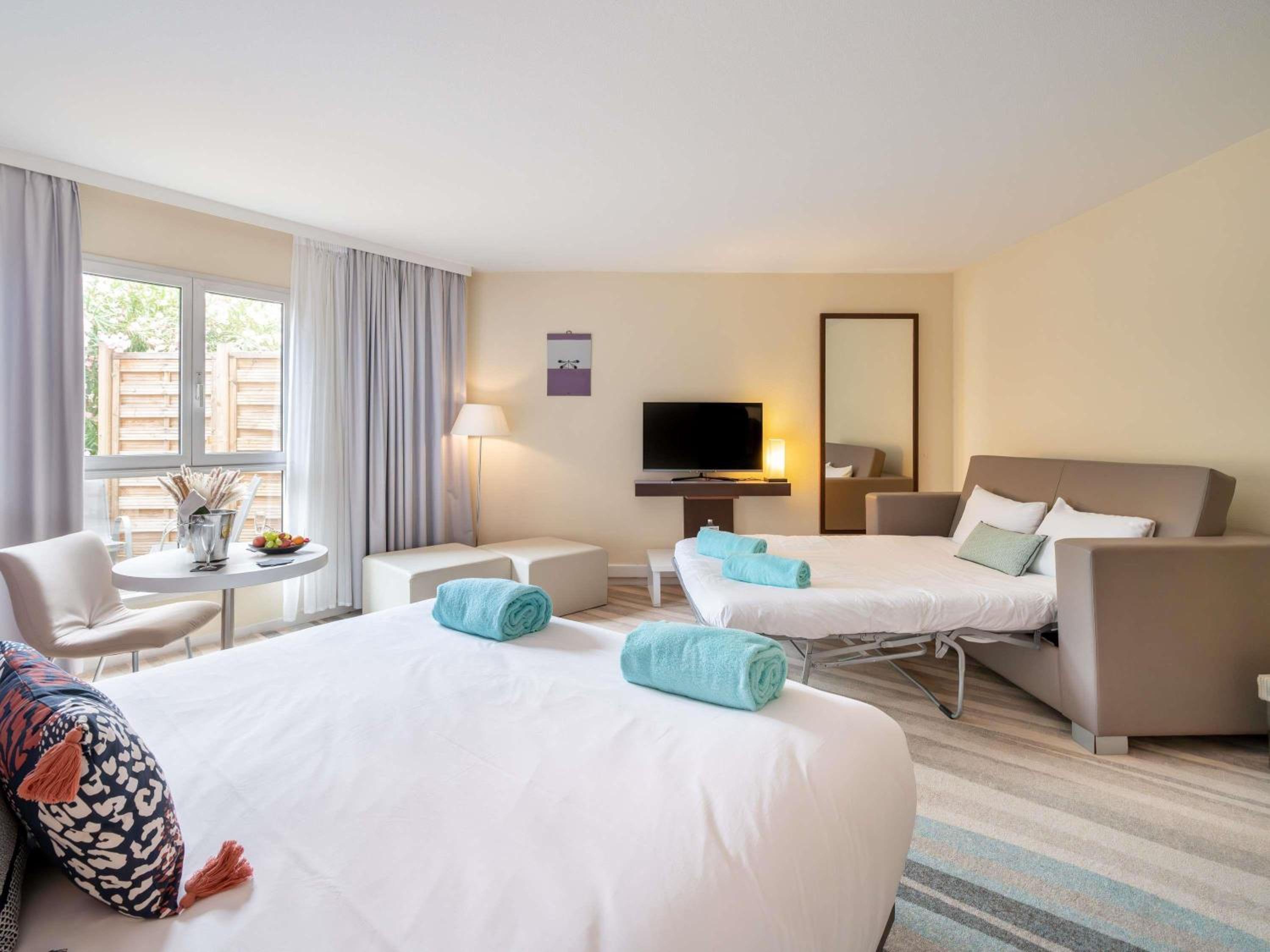 Junior suite with Double Bed and Sofa - Photo 5