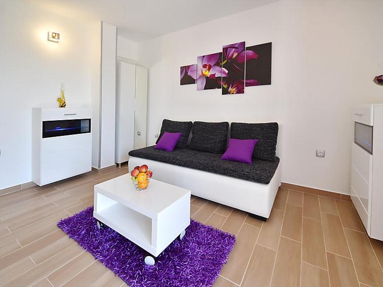 One-Bedroom Apartment with Balcony and Sea View