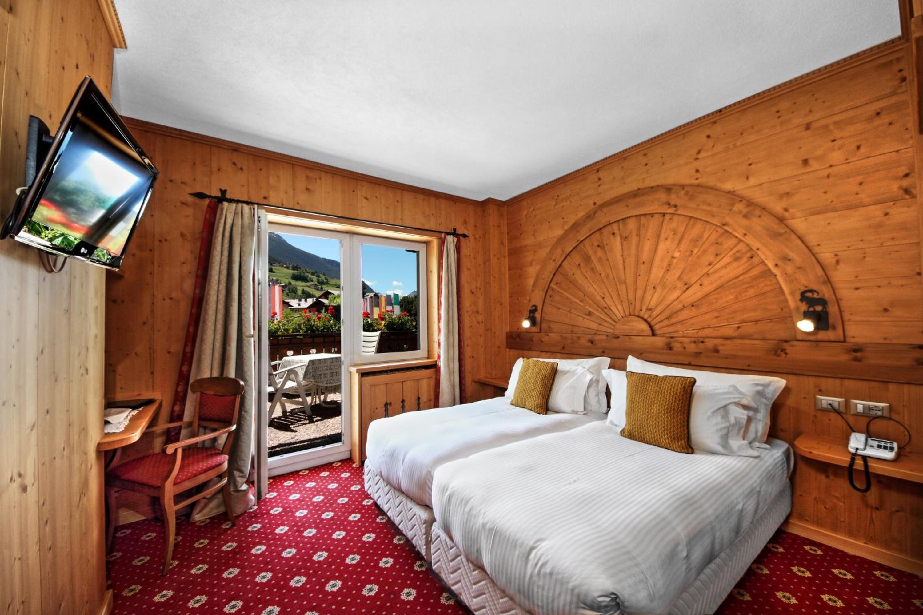 Double Room - Photo 2