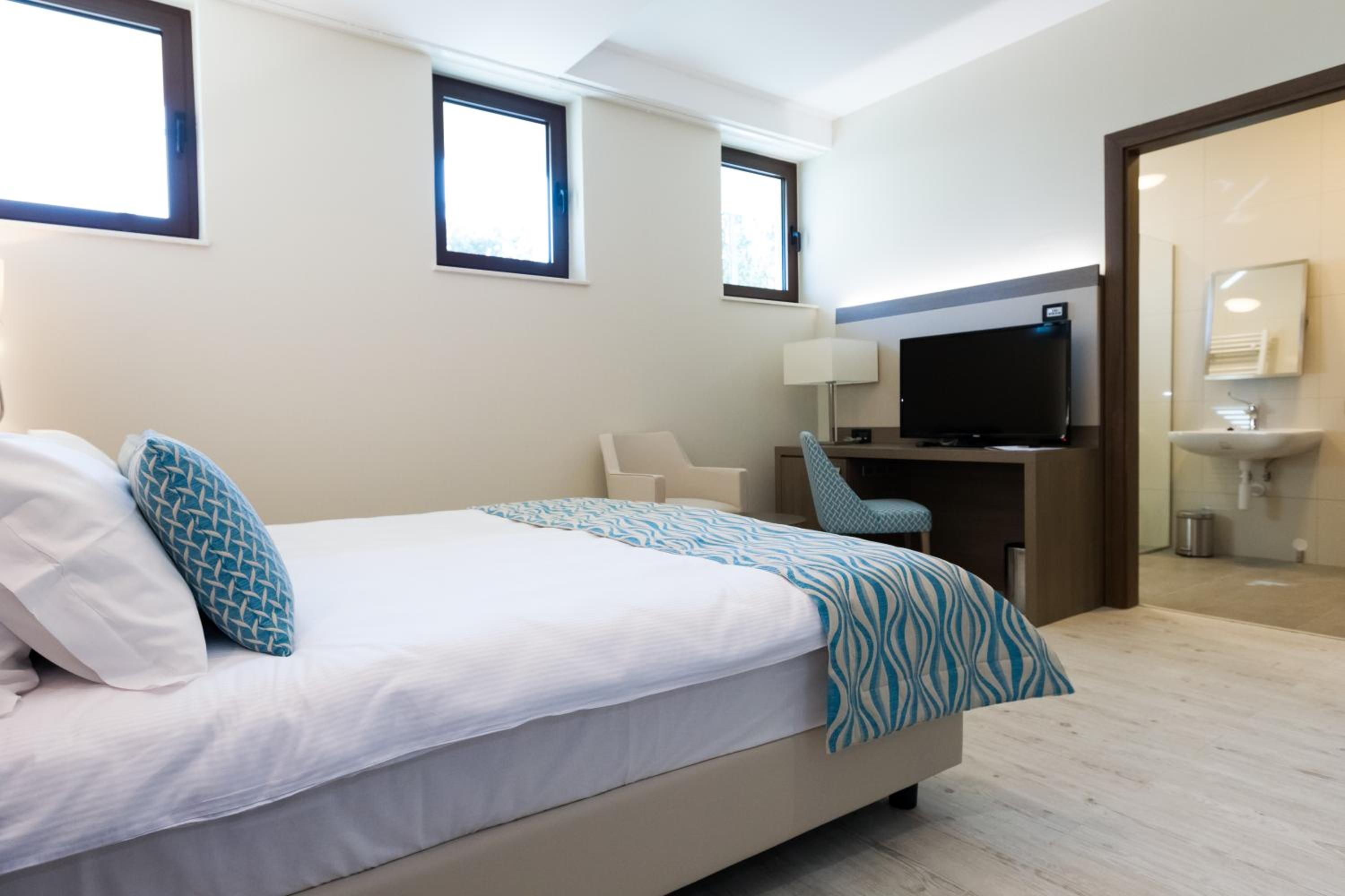 Double Room - Disability Access