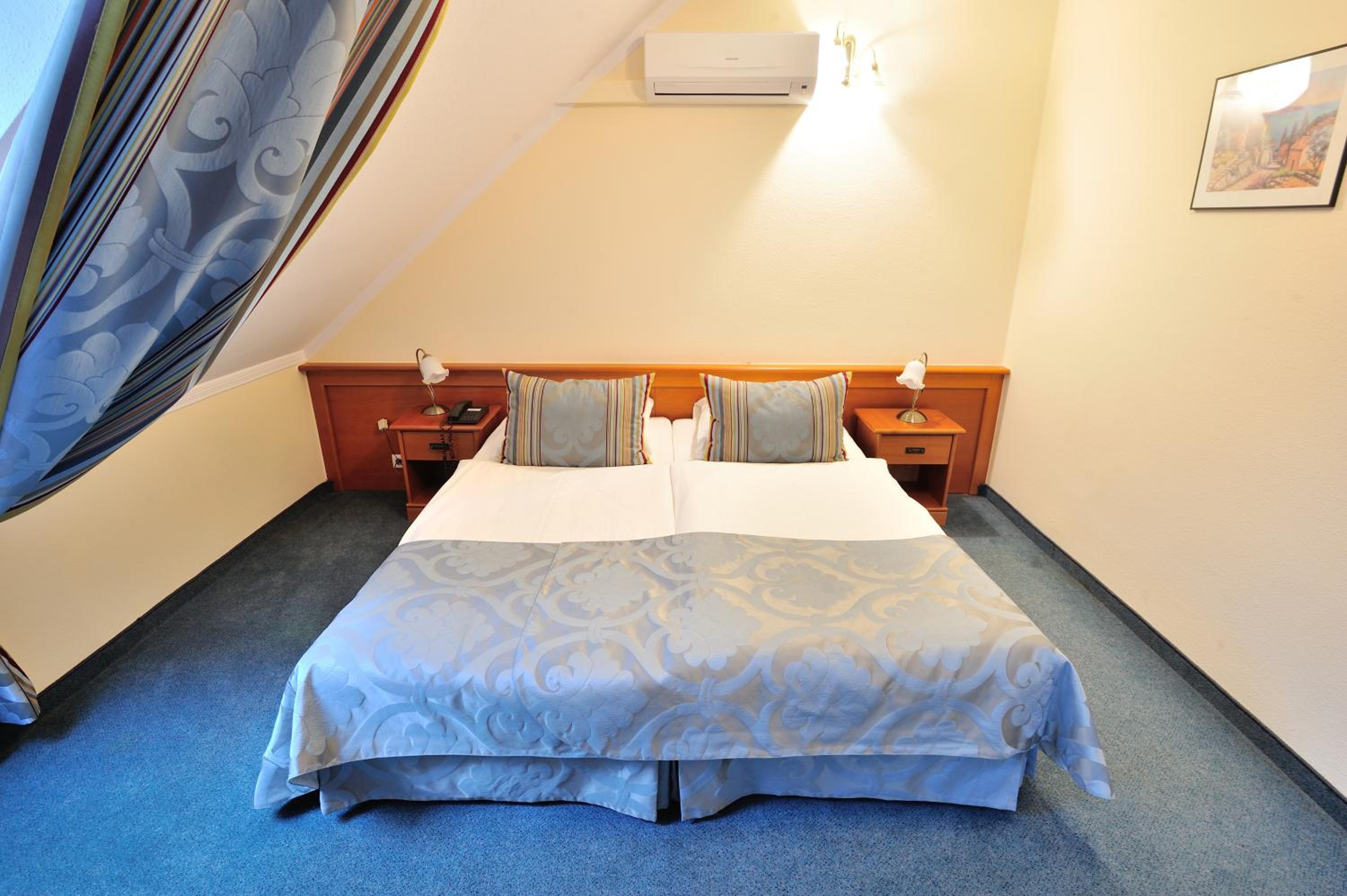 Budget Double or Twin Room photo 2