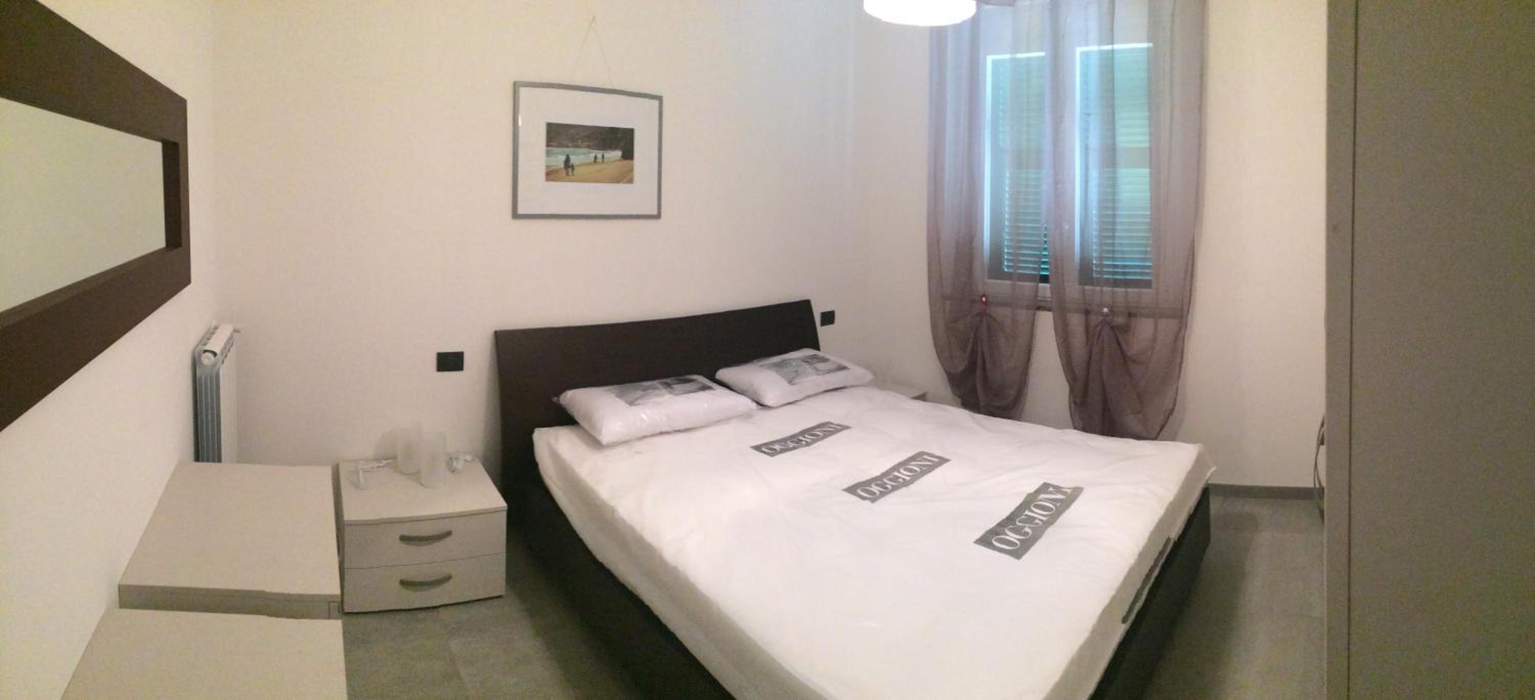 One-Bedroom House photo 1