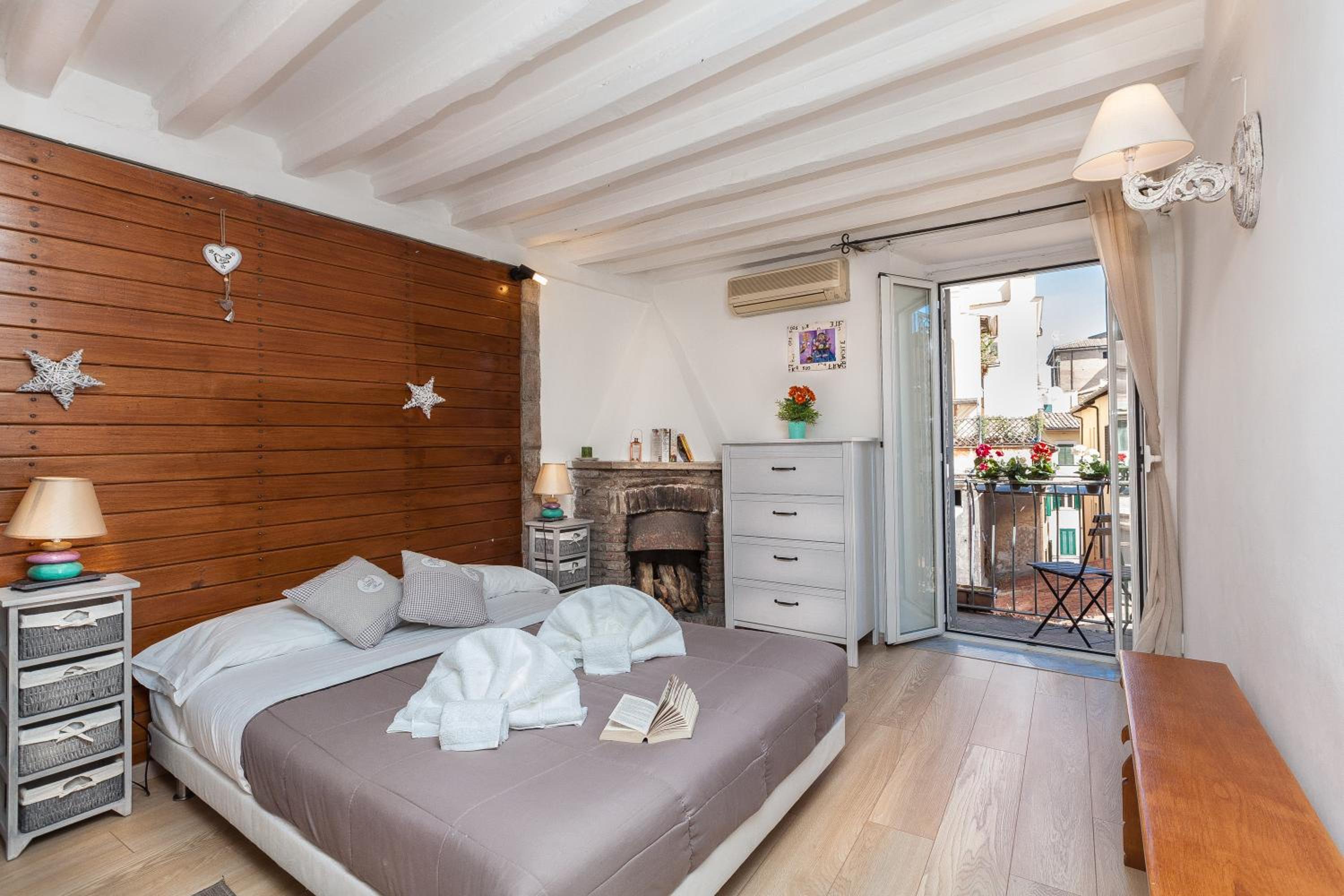 One-Bedroom Apartment With Balcony