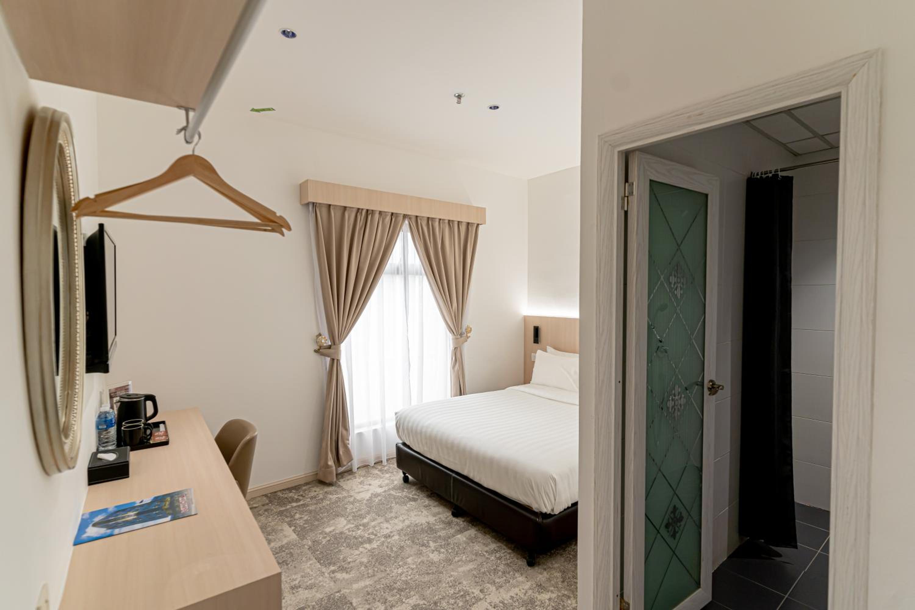 Standard Double Room - Smoking Room
